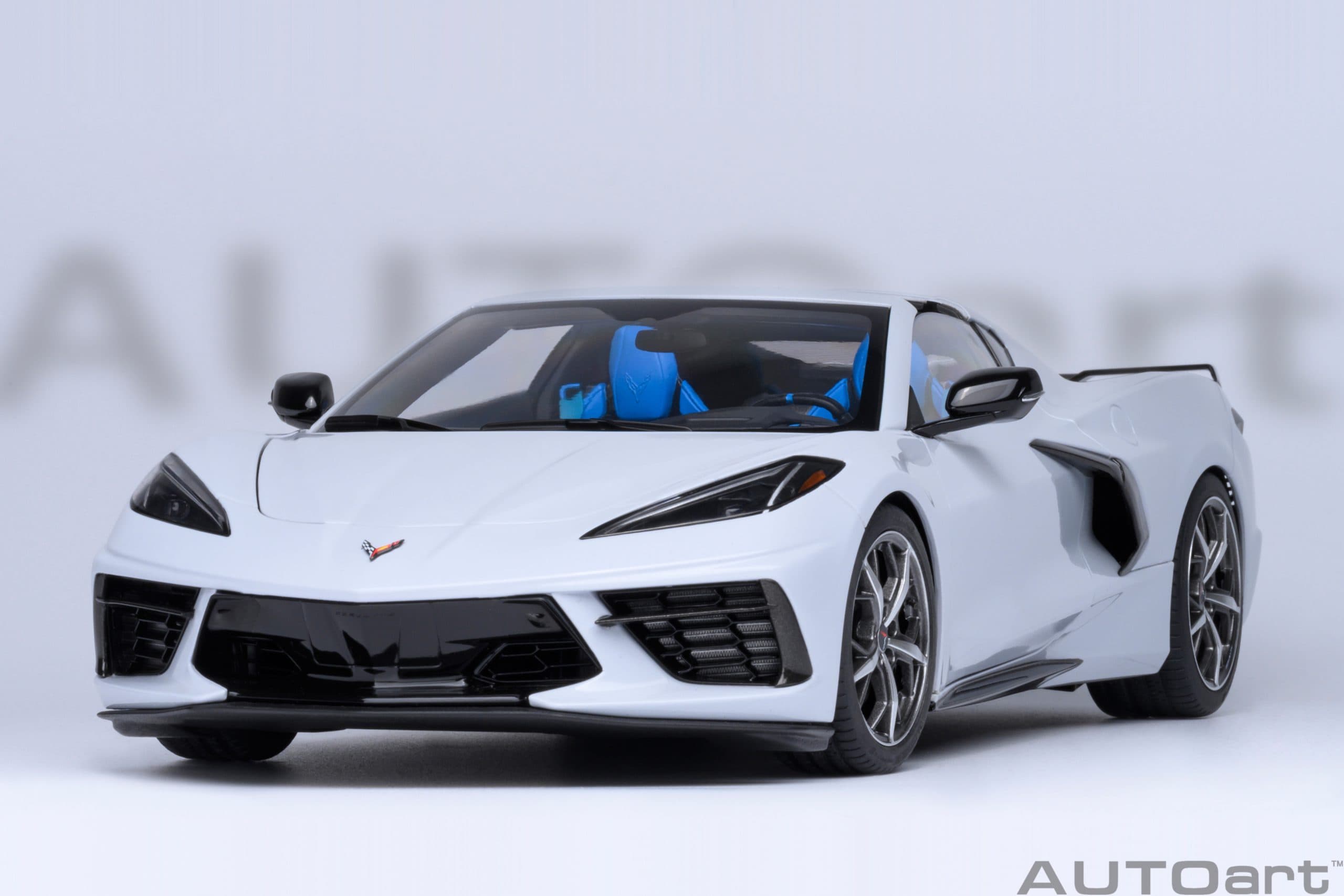 AUTOart Chevrolet Corvette C8 Stingray Z51 1:18 - Ceramic Matrix Grey Metallic – Bild 21