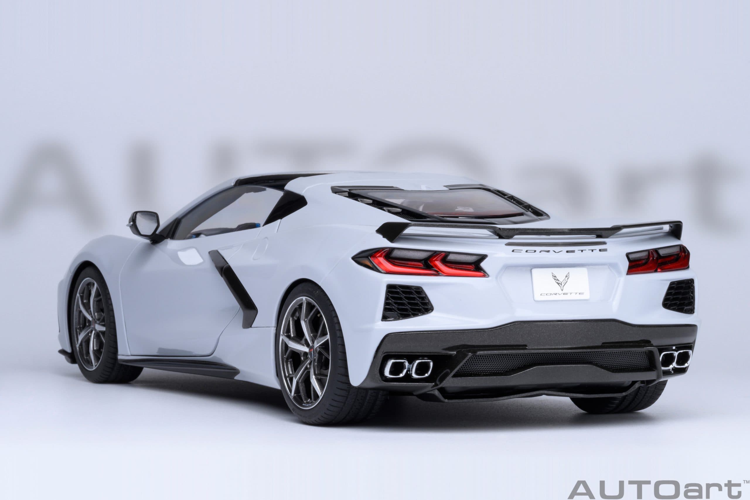 AUTOart Chevrolet Corvette C8 Stingray Z51 1:18 - Ceramic Matrix Grey Metallic – Bild 22