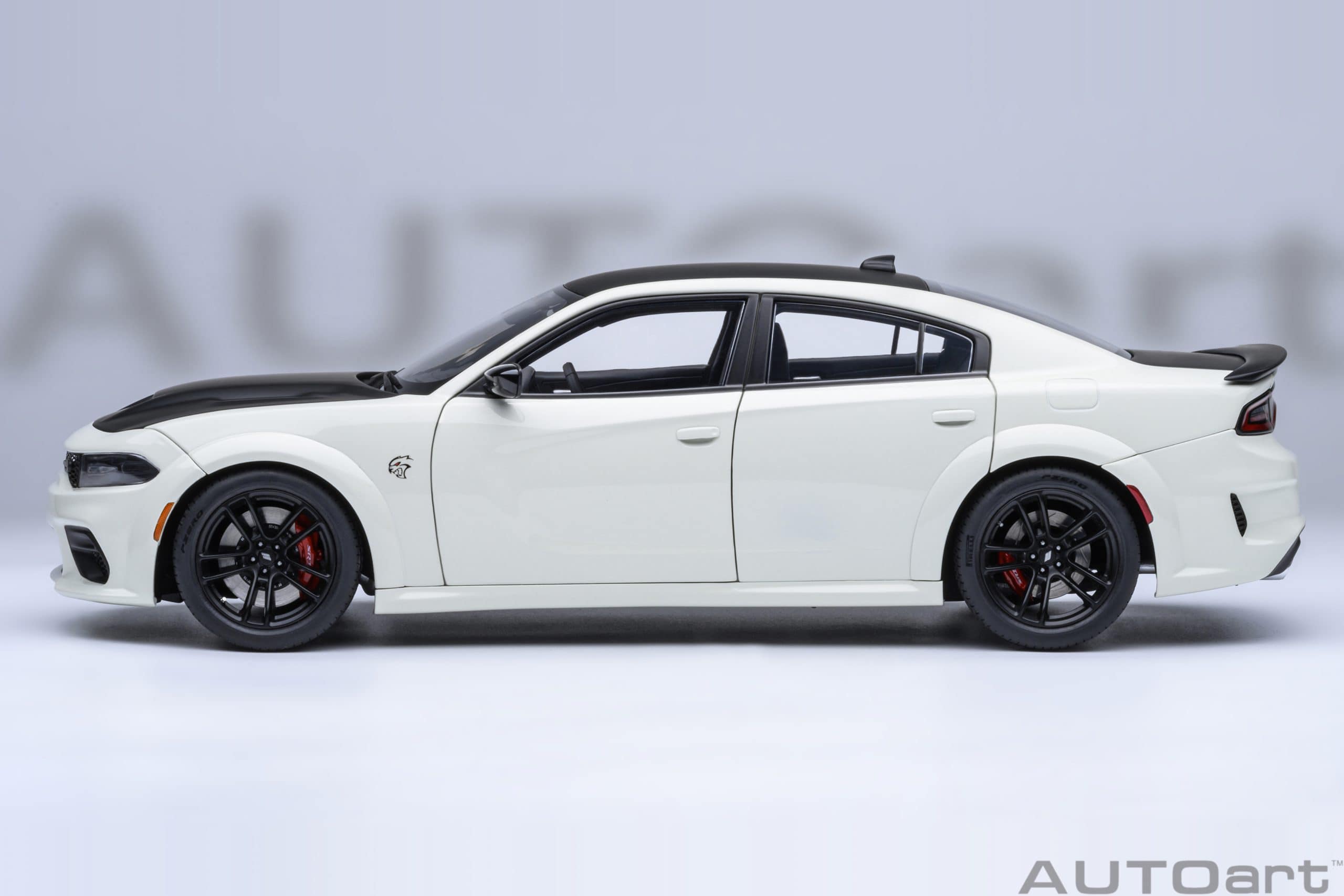 AUTOart Dodge Charger SRT Hellcat Redeye Jailbreak 1:18 - Knuckle White - Image 3
