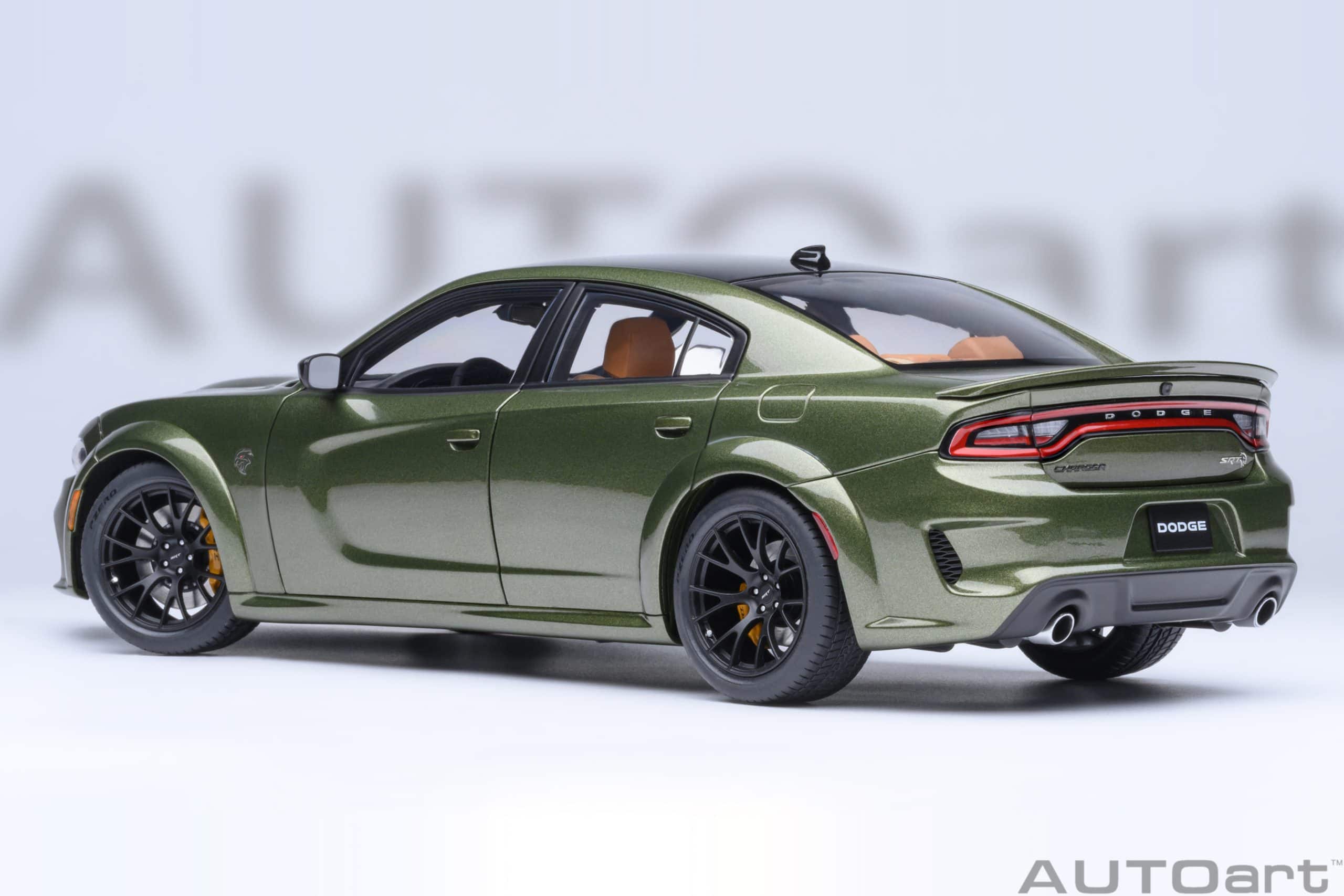 AUTOart Dodge Charger SRT Hellcat Redeye Jailbreak 1:18 - F8 Green - Image 2