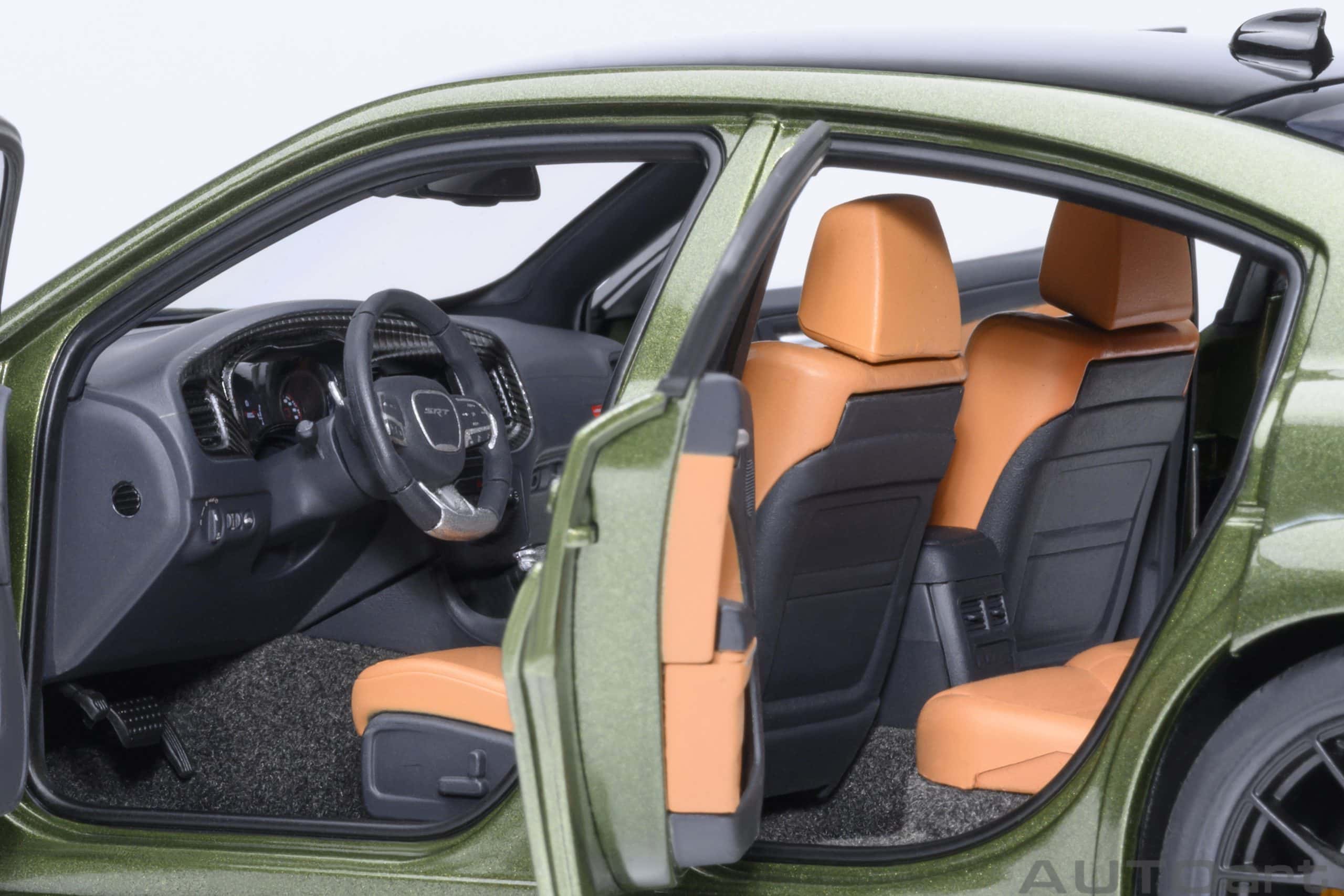 AUTOart Dodge Charger SRT Hellcat Redeye Jailbreak 1:18 - F8 Green - Image 9