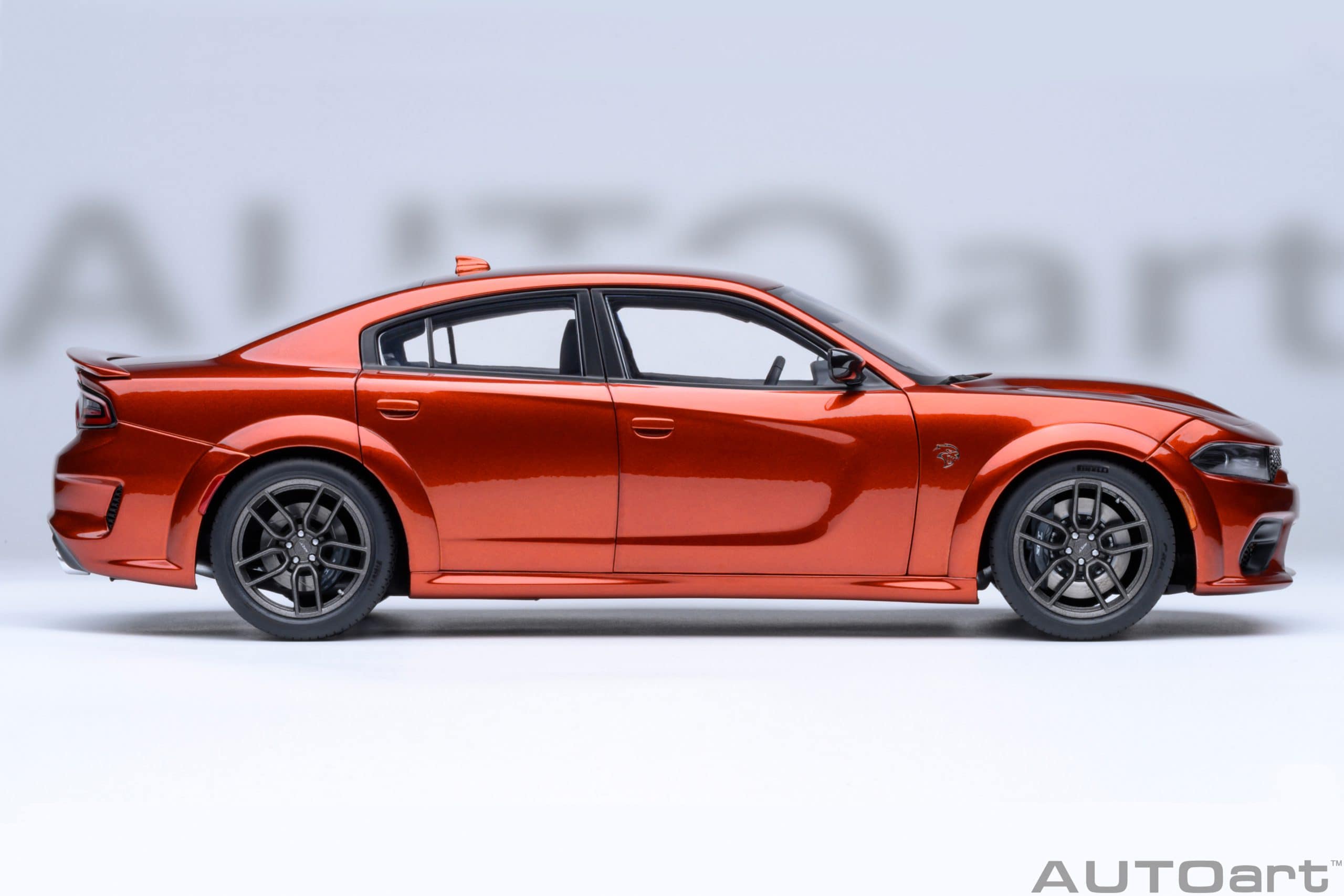 AUTOart Dodge Charger SRT Hellcat Redeye Jailbreak 1:18 - Sinamon - Immagine 4