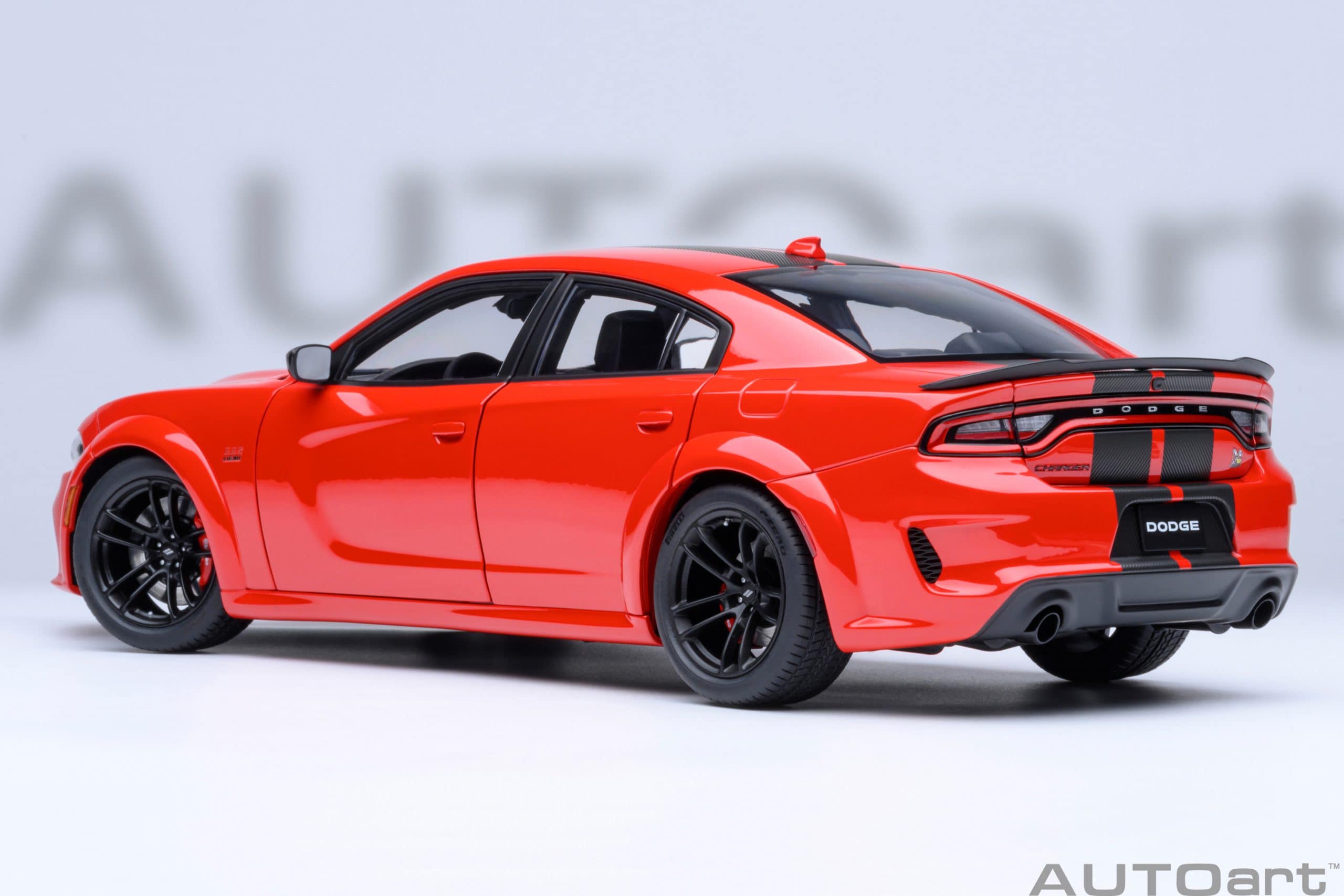 AUTOart Dodge Charger Scat Pack Widebody 1:18 - TorRed - Image 2