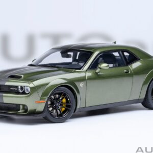 AUTOart Dodge Challenger SRT Jailbreak 2022 1:18 - Verde F8
