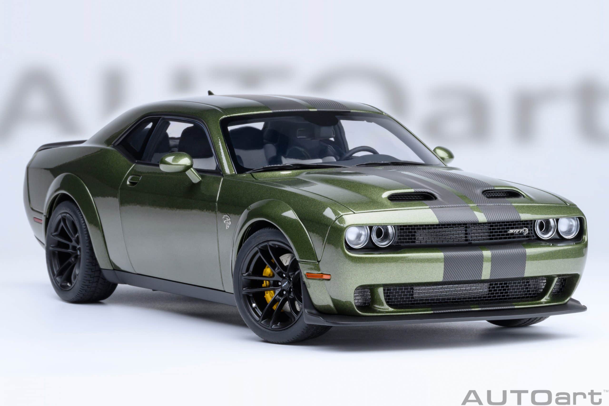 AUTOart Dodge Challenger SRT Jailbreak 2022 1:18 - F8 Green - Image 18