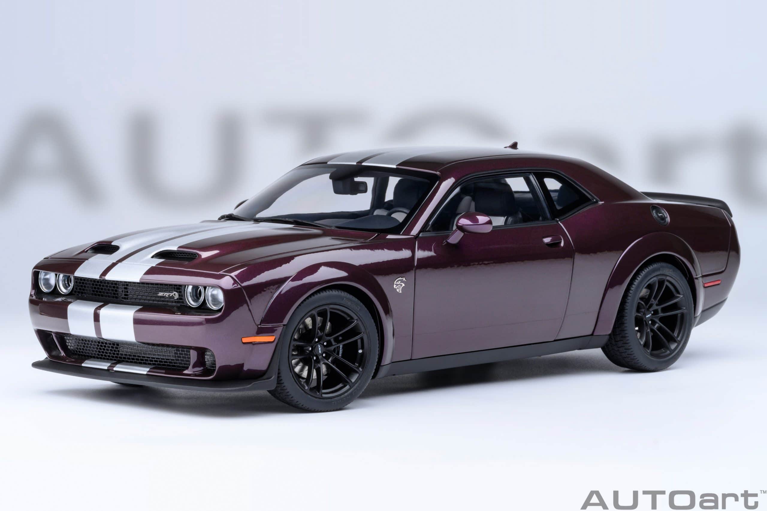 AUTOart Dodge Challenger SRT Jailbreak 2022 1:18 - Hellraisin Purple