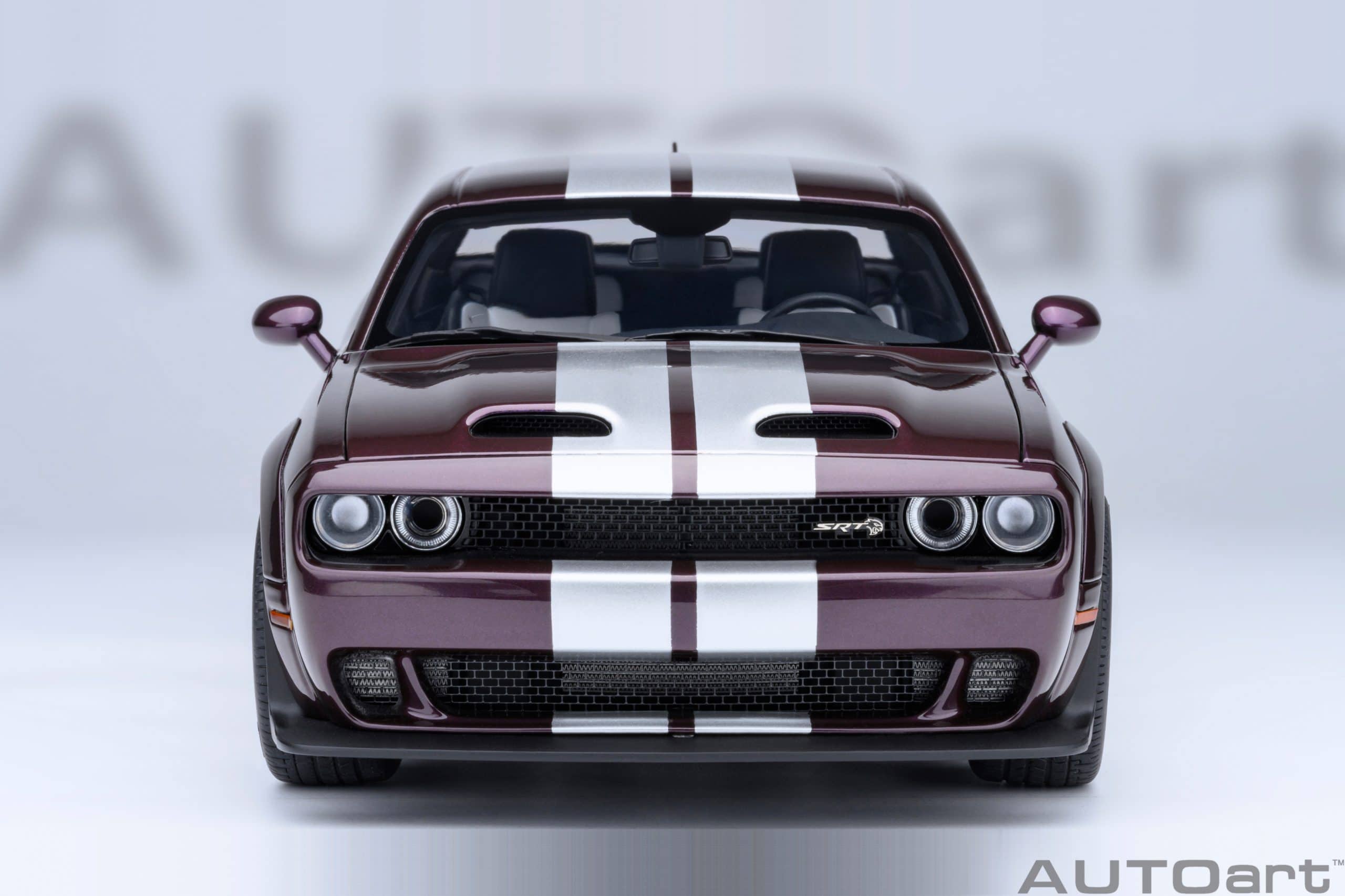 AUTOart Dodge Challenger SRT Jailbreak 2022 1:18 - Hellraisin Purple - Image 5