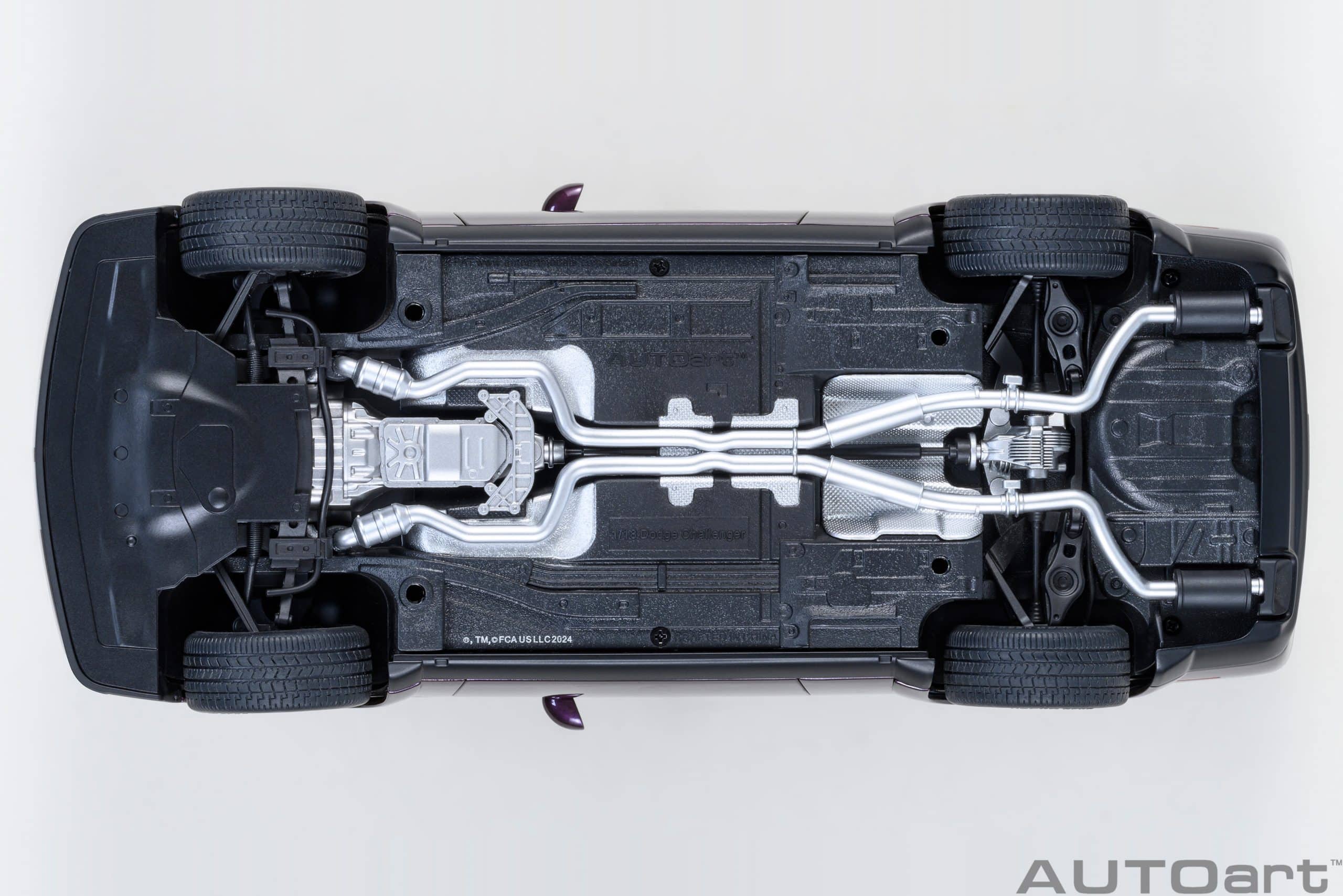 AUTOart Dodge Challenger SRT Jailbreak 2022 1:18 - Hellraisin Purple - Image 8