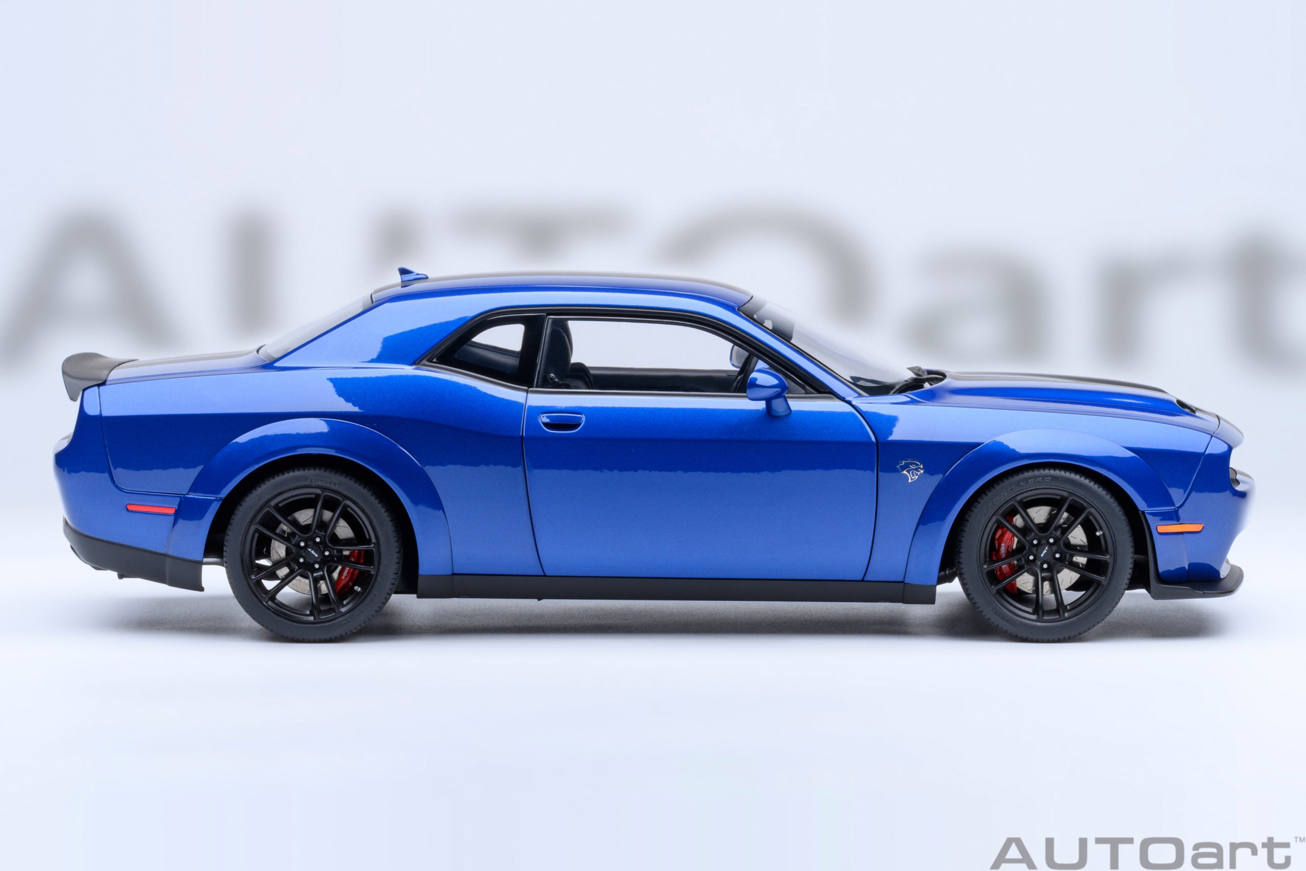 AUTOart Dodge Challenger SRT Jailbreak 2022 1:18 - Indigo Blue - Image 4