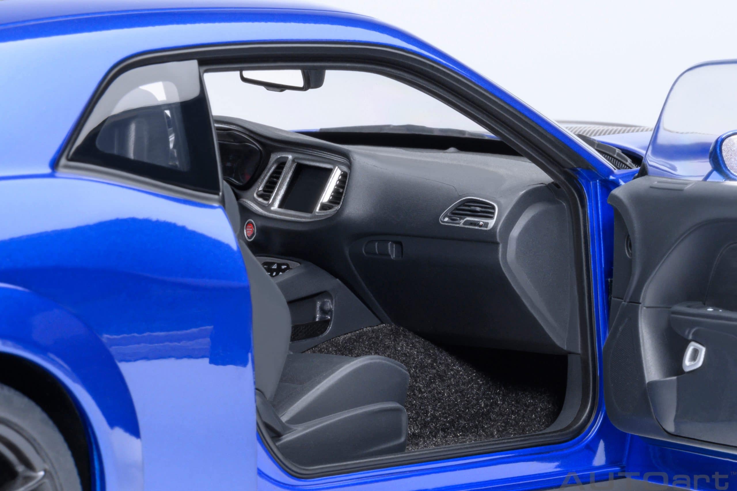 AUTOart Dodge Challenger SRT Jailbreak 2022 1:18 - Indigo Blue - Image 10