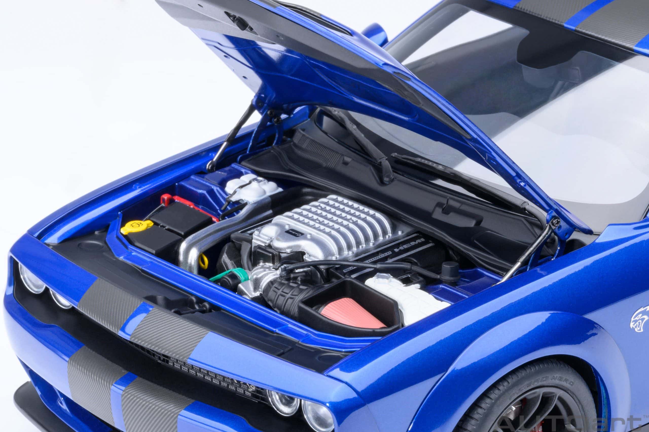 AUTOart Dodge Challenger SRT Jailbreak 2022 1:18 - Indigo Blue - Image 11