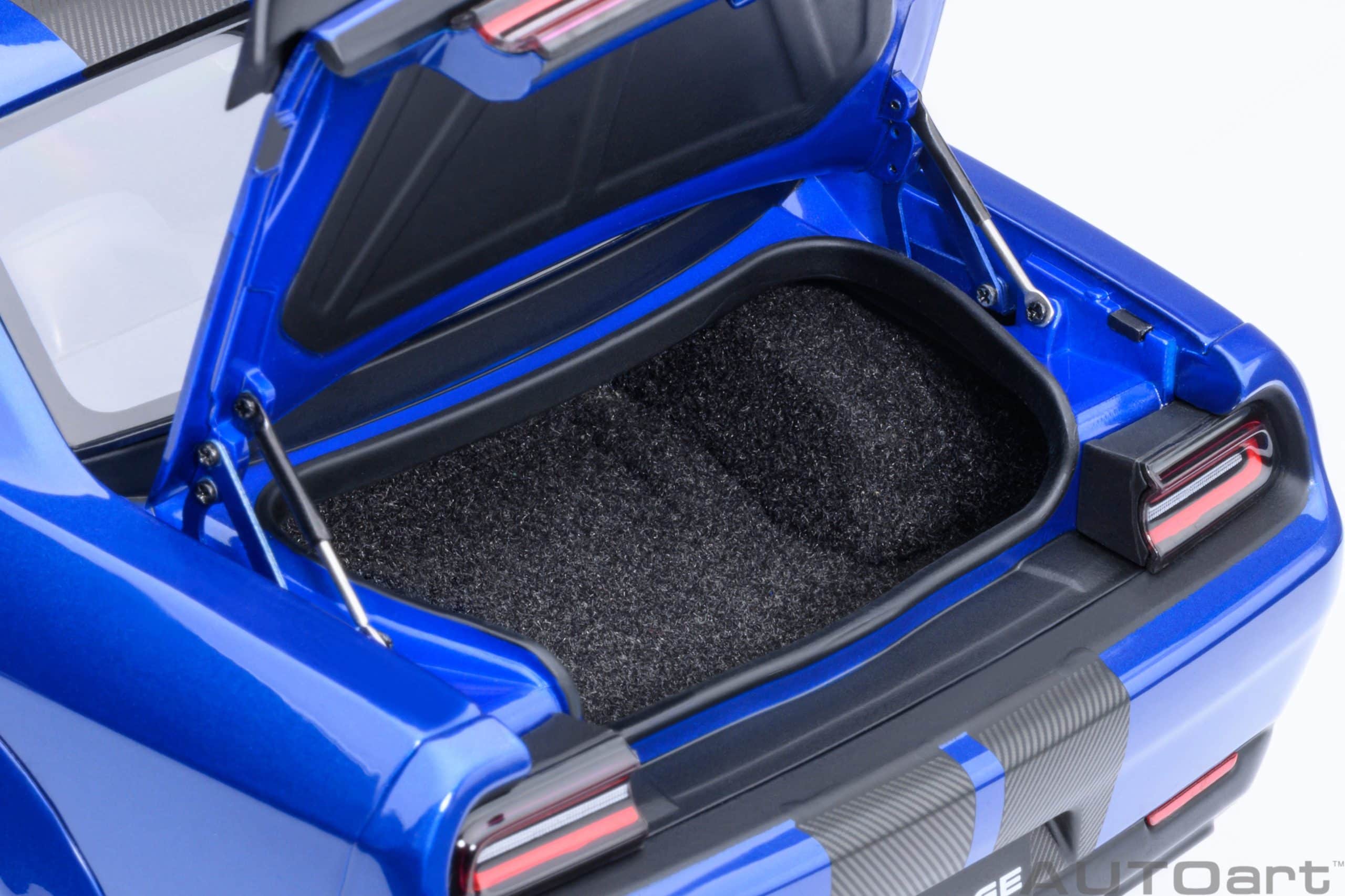 AUTOart Dodge Challenger SRT Jailbreak 2022 1:18 - Indigo Blue - Image 13