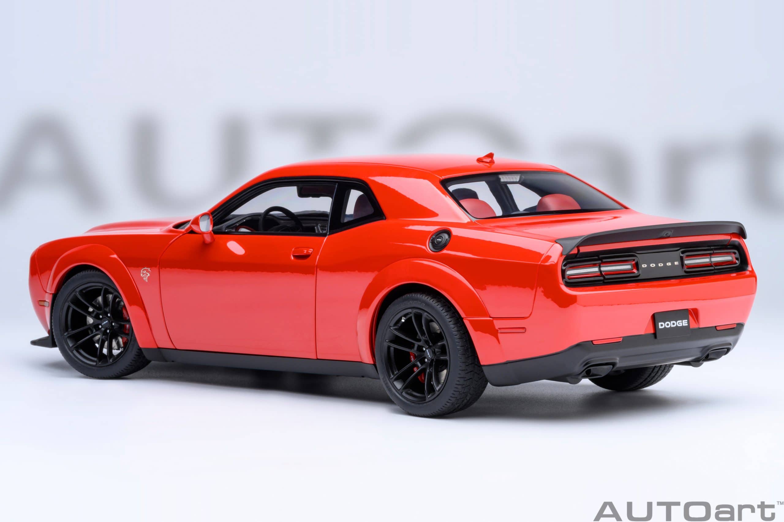 AUTOart Dodge Challenger SRT Jailbreak 2022 1:18 - TorRed - Image 2