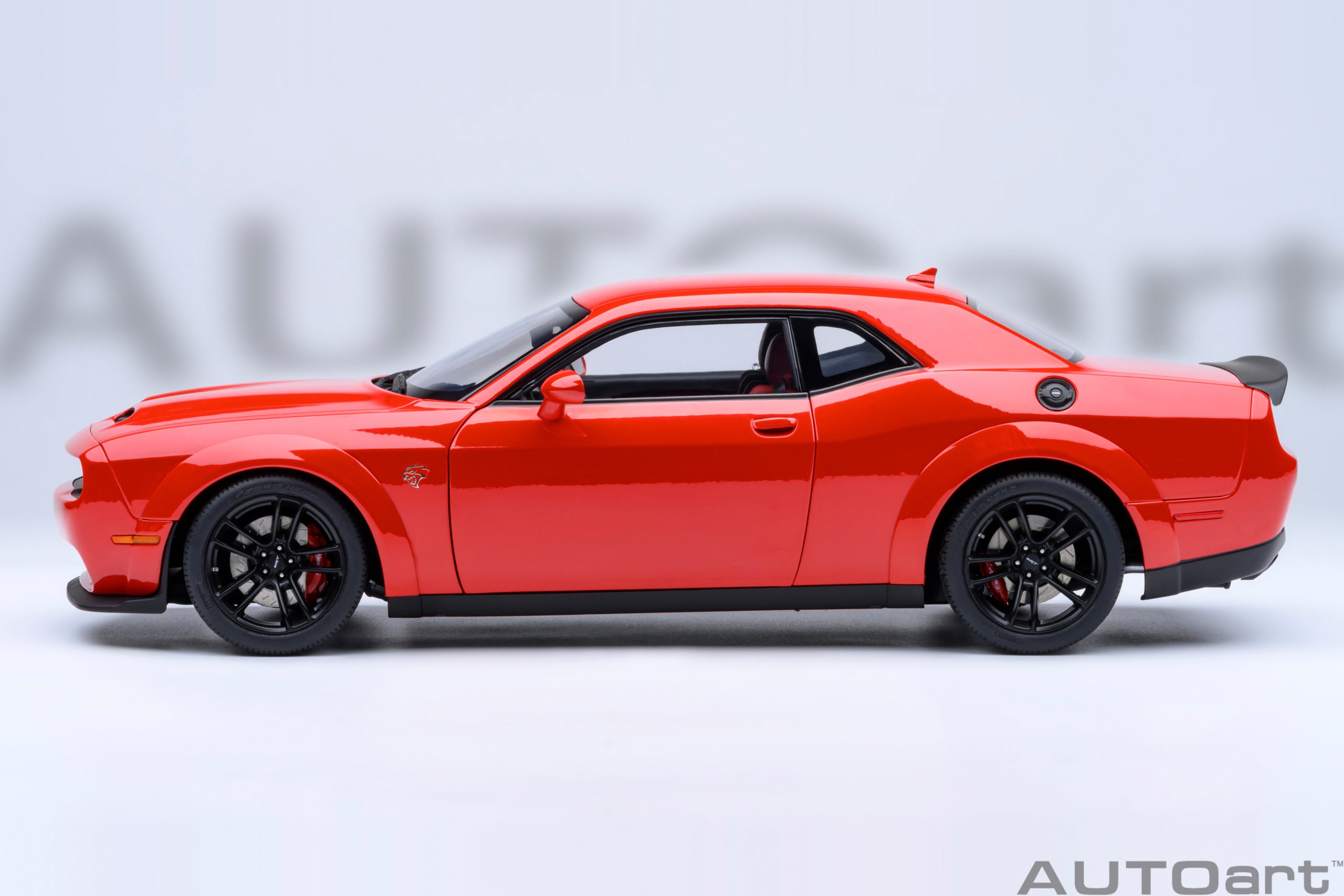 AUTOart Dodge Challenger SRT Jailbreak 2022 1:18 - TorRed - Image 3