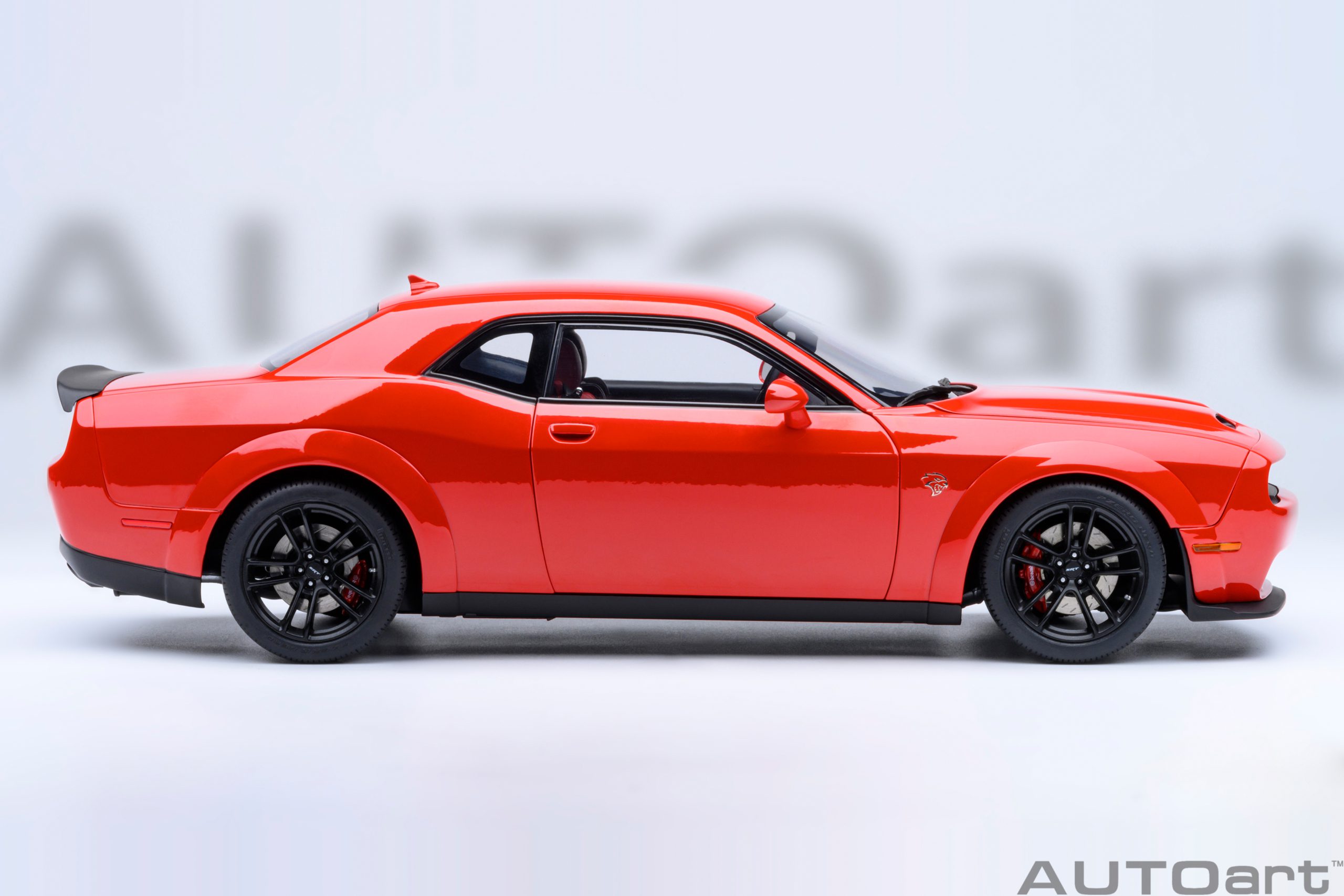 AUTOart Dodge Challenger SRT Jailbreak 2022 1:18 - TorRed - Image 4