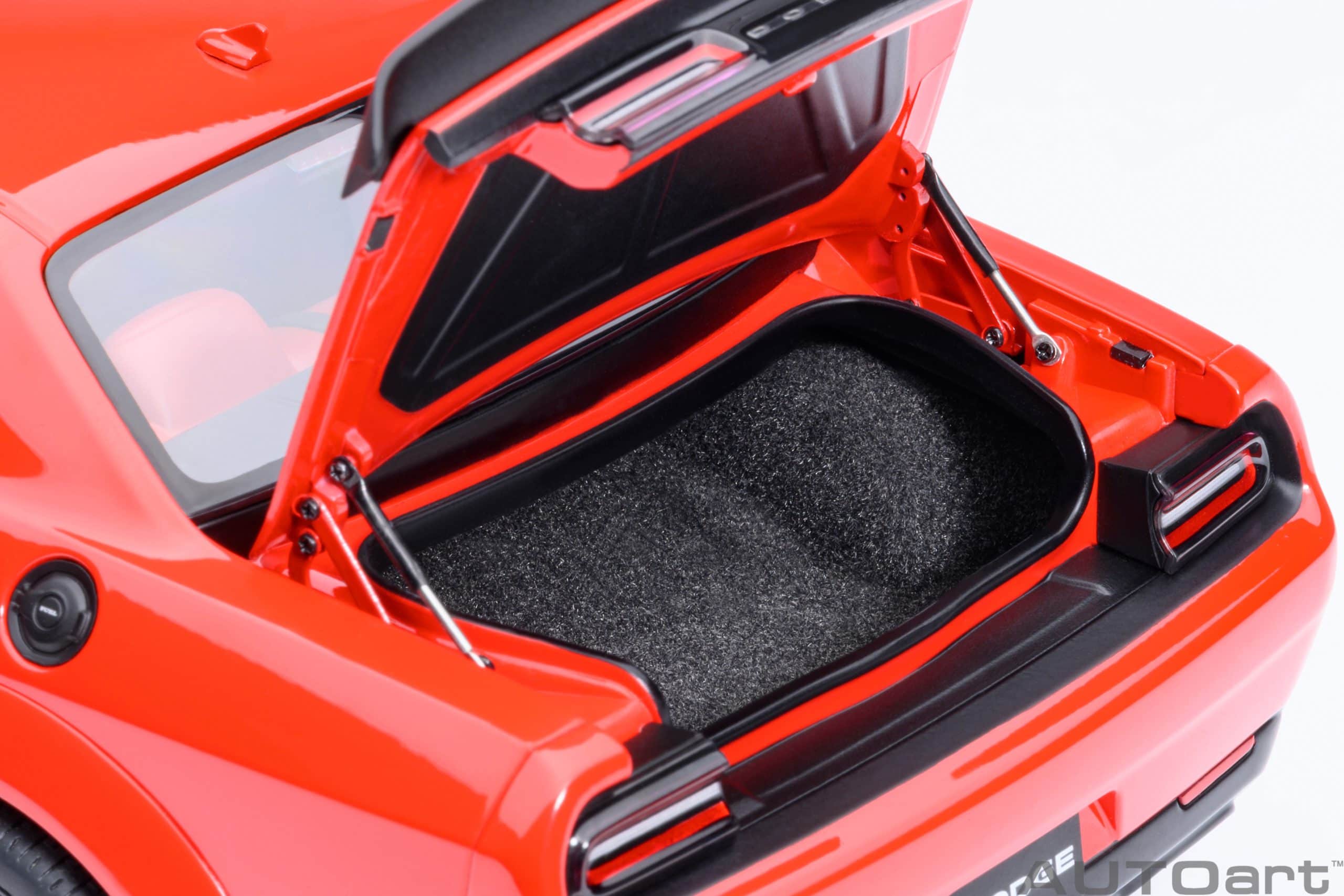 AUTOart Dodge Challenger SRT Jailbreak 2022 1:18 - TorRed - Image 13
