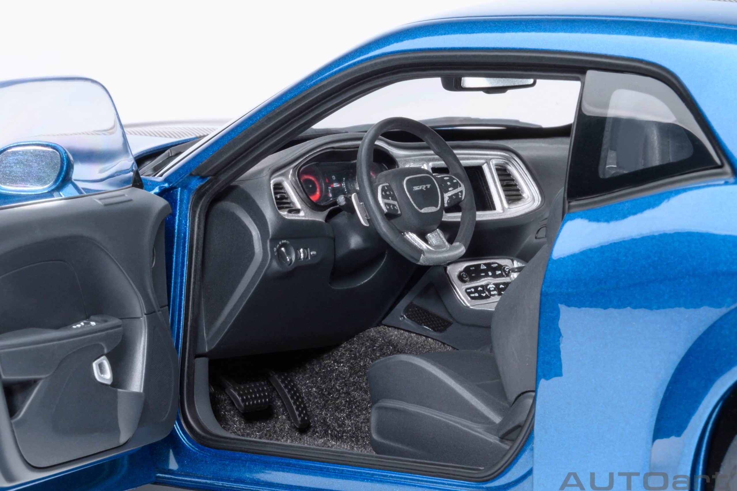 AUTOart Dodge Challenger SRT Super Stock 2023 1:18 - Frostbite - Immagine 9