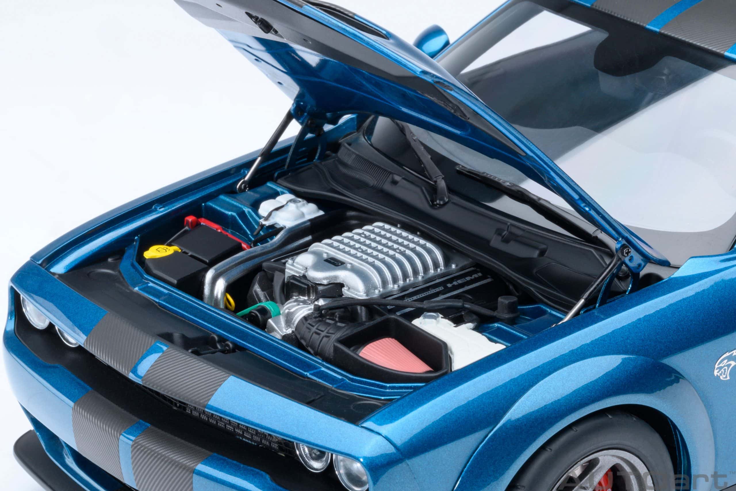 AUTOart Dodge Challenger SRT Super Stock 2023 1:18 - Frostbite - Immagine 11