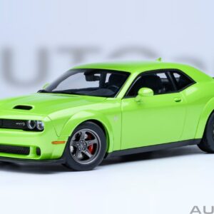 AUTOart Dodge Challenger SRT Super Stock 2023 1:18 - Sublime Green