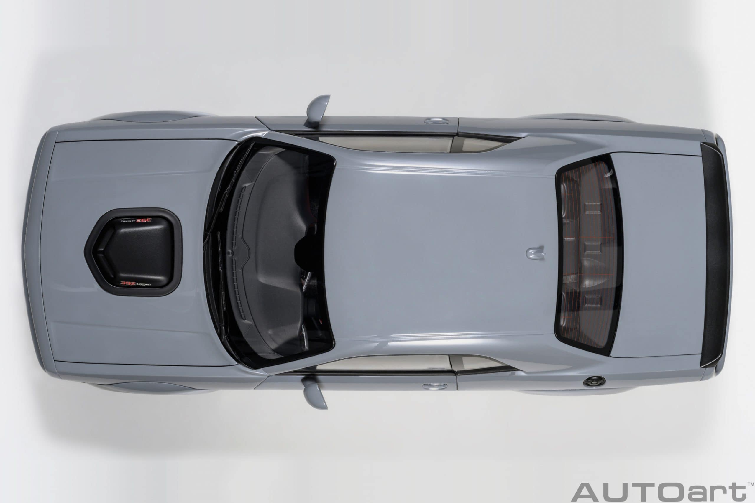 AUTOart Dodge Challenger R/T SCAT PACK SHAKER WIDEBODY 2022 1:18 - Image 7