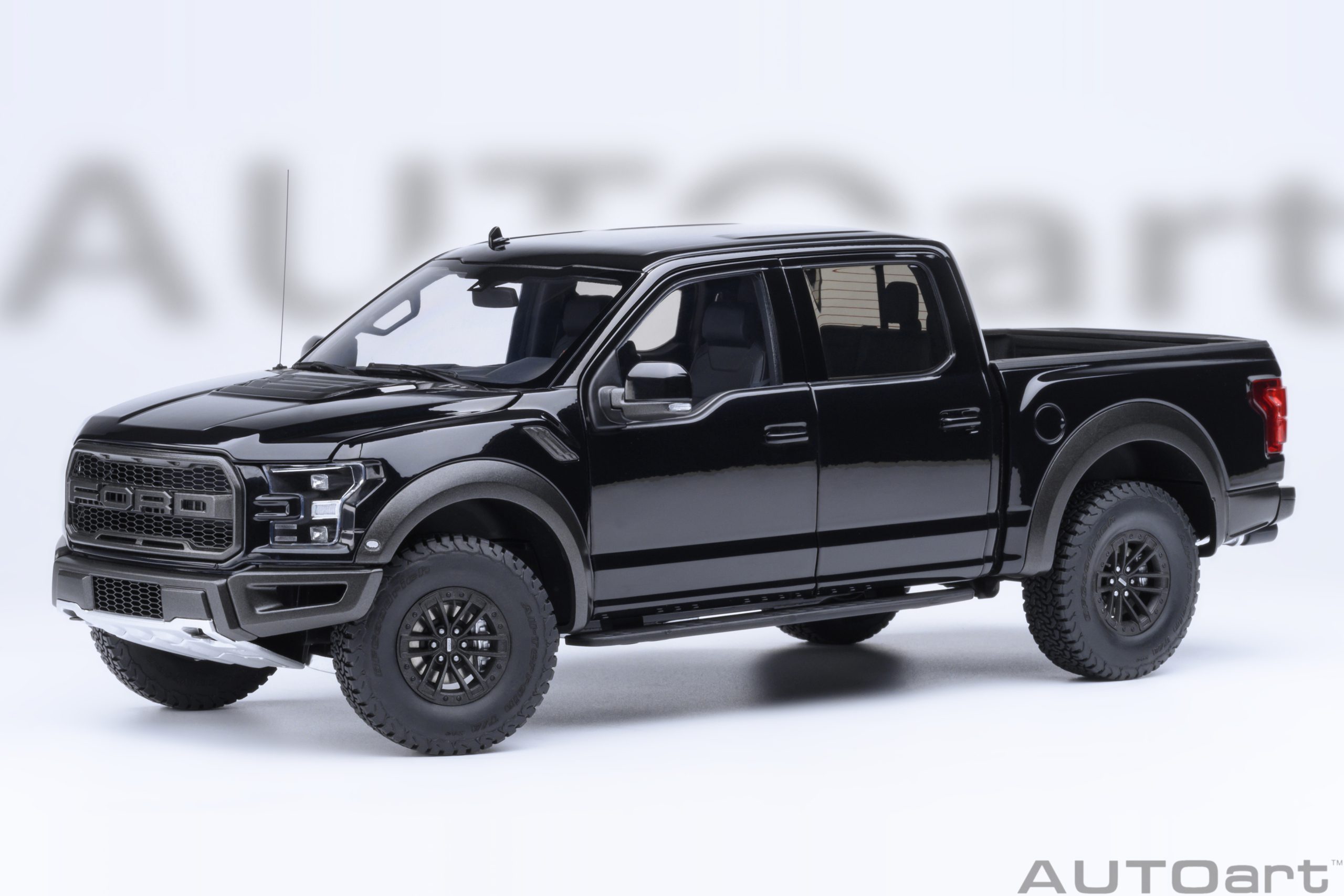 AUTOart Ford F-150 Raptor Supercrew 2019 1:18 - Agate Black