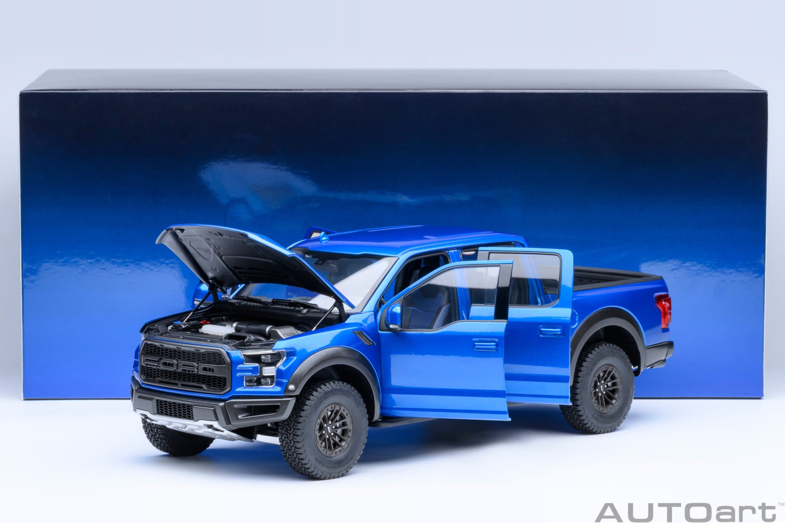 LRC/'18 Fordフォード F150 #41 1/24 505限定 絶版 AUTOart フォード F-150 ラプター スーパークルー 2019 1:18