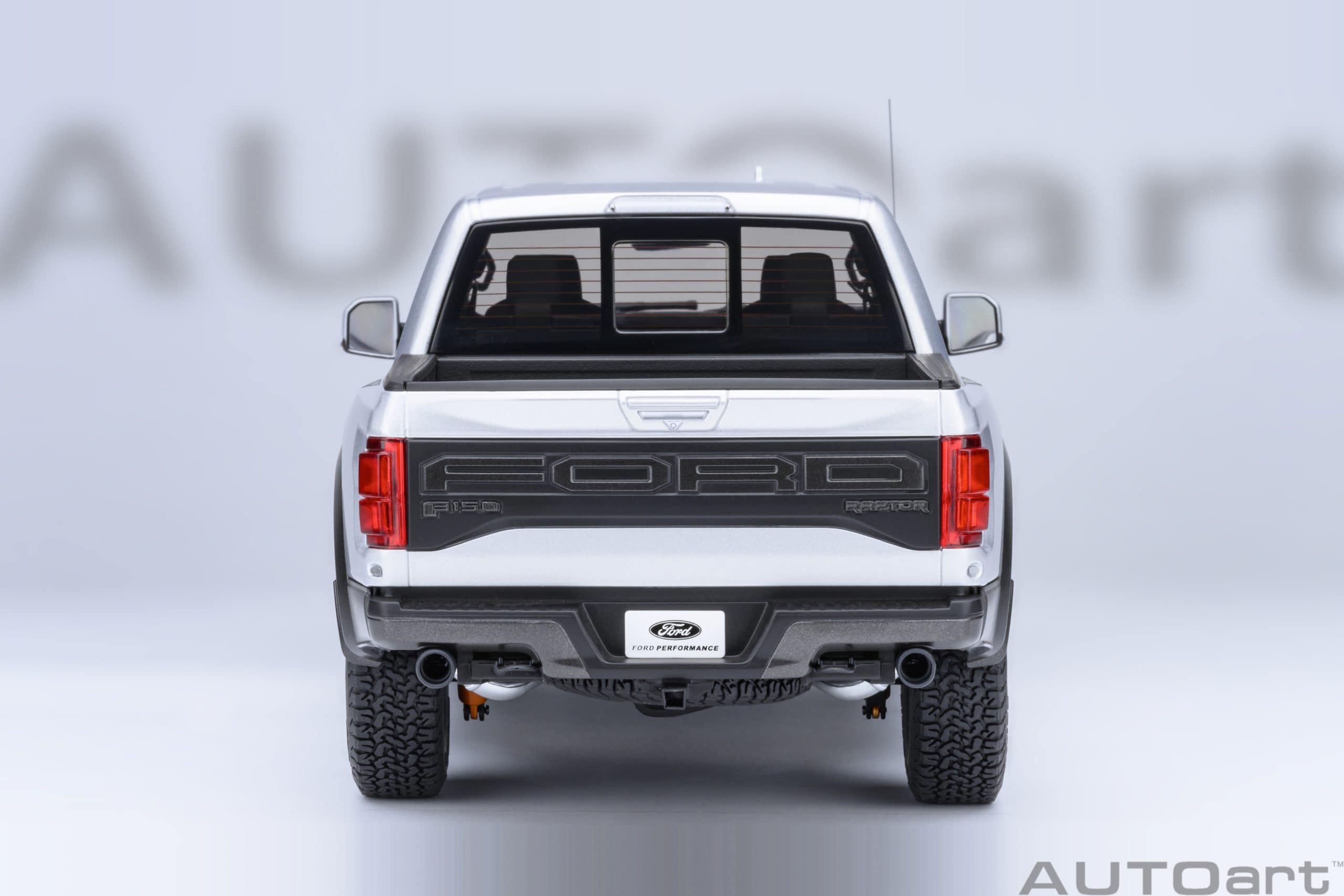 AUTOart Ford F-150 Raptor Supercrew 2019 1:18 - Ingot Silver - Image 6