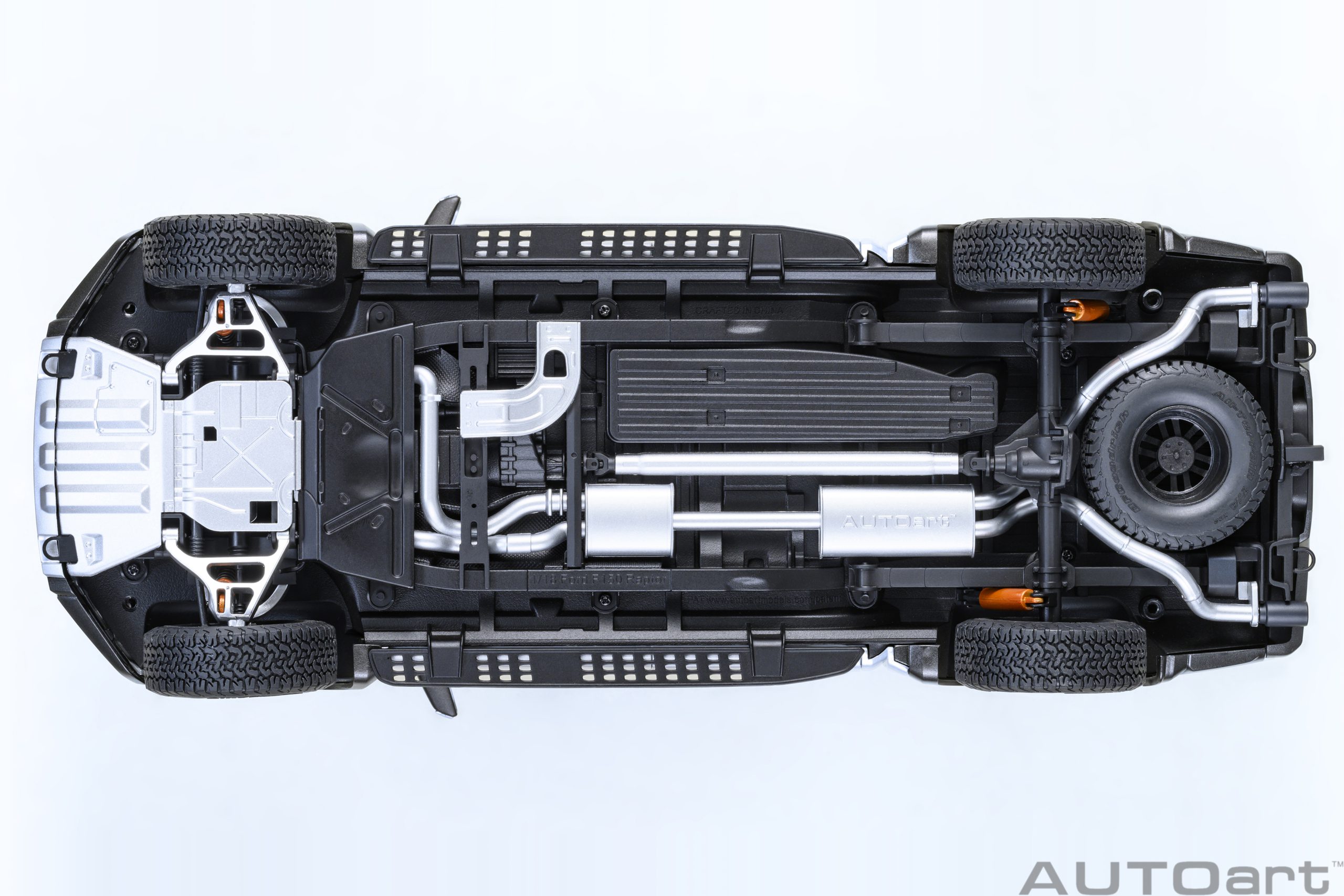 AUTOart Ford F-150 Raptor Supercrew 2019 1:18 - Ingot Silver - Image 8