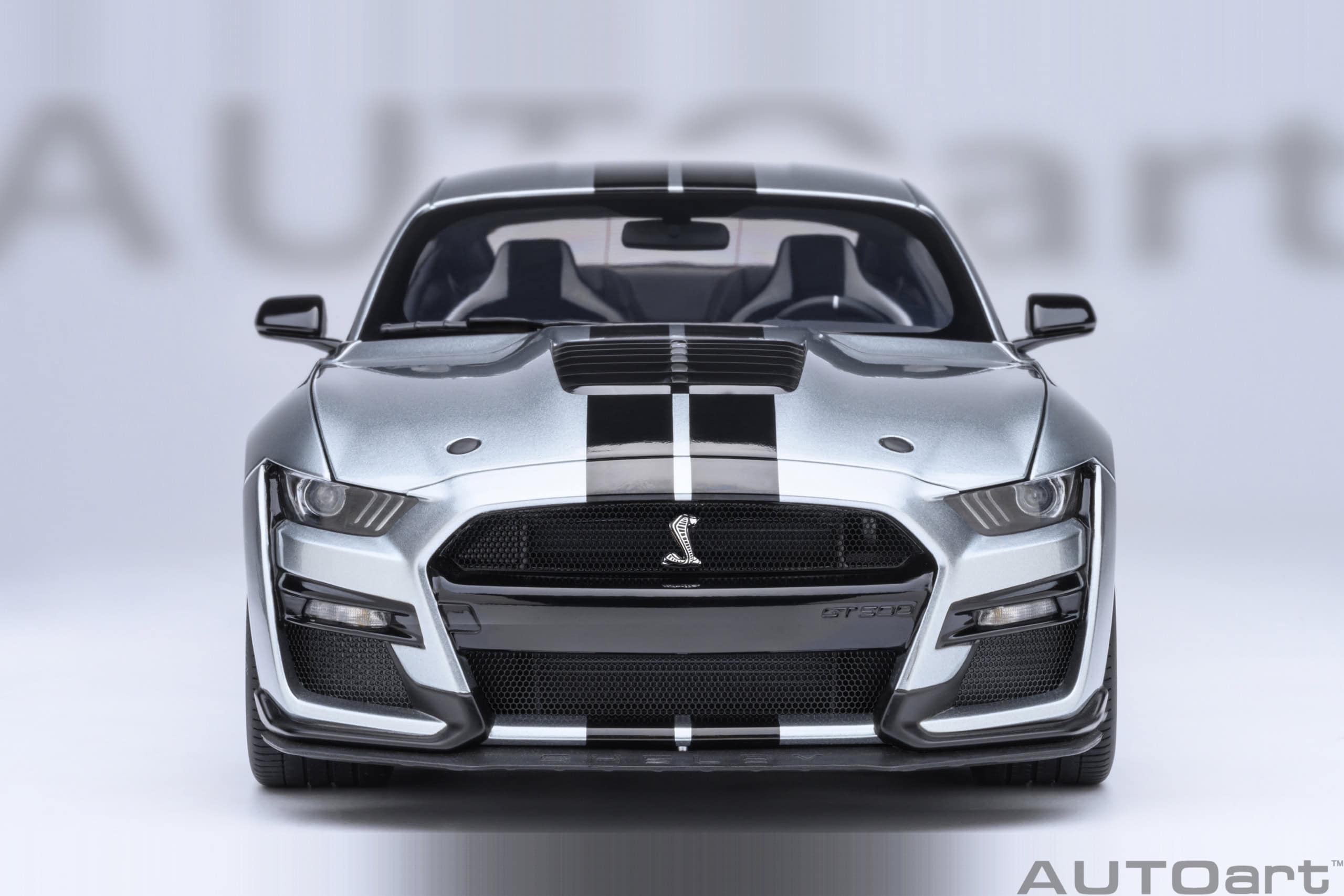 AUTOart Ford Mustang Shelby GT500 1:18 - Iconic Silver - Image 5