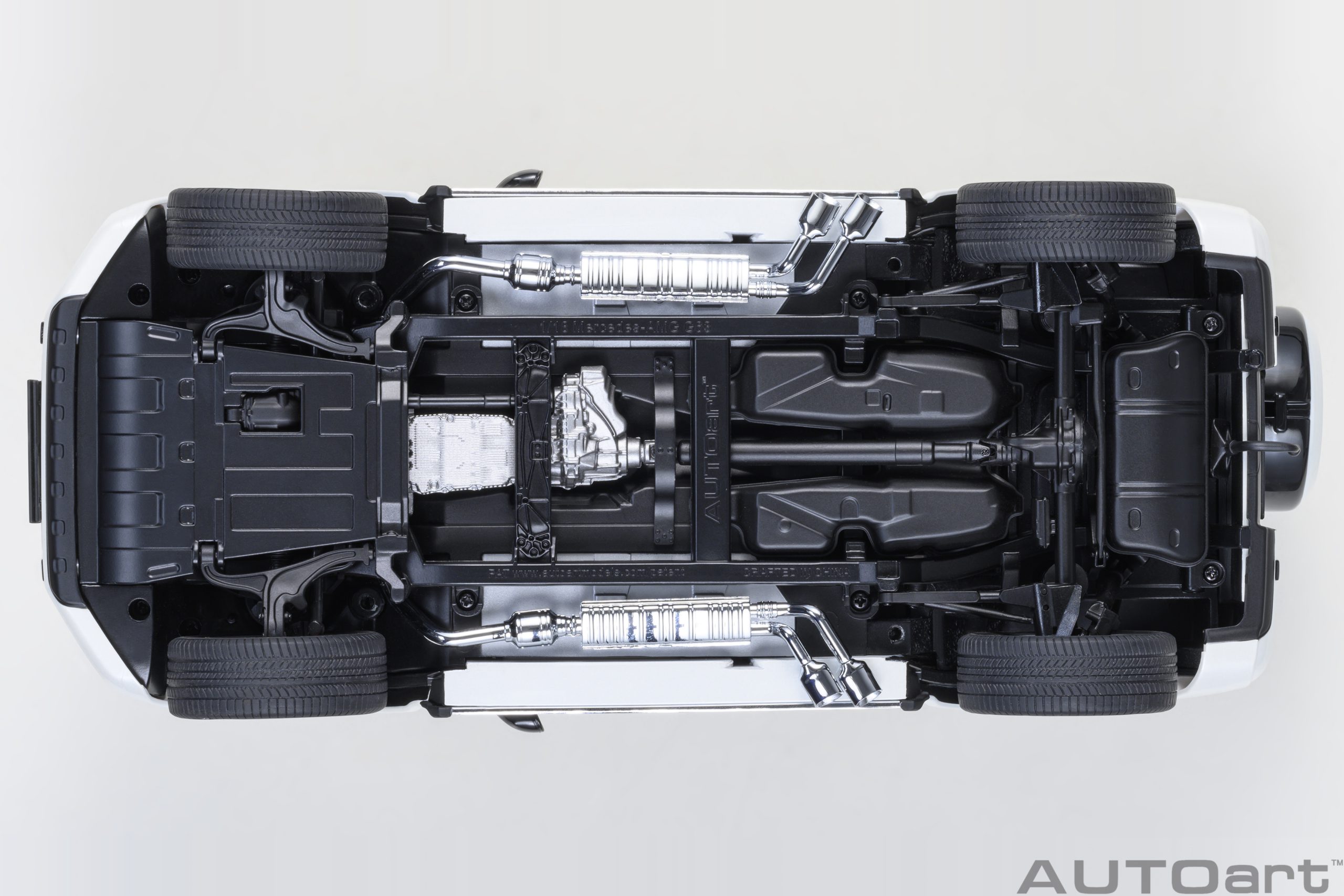 AUTOart Mercedes-AMG G63 2019 1:18 - Designo Brilliant White Metallic - Imagen 8