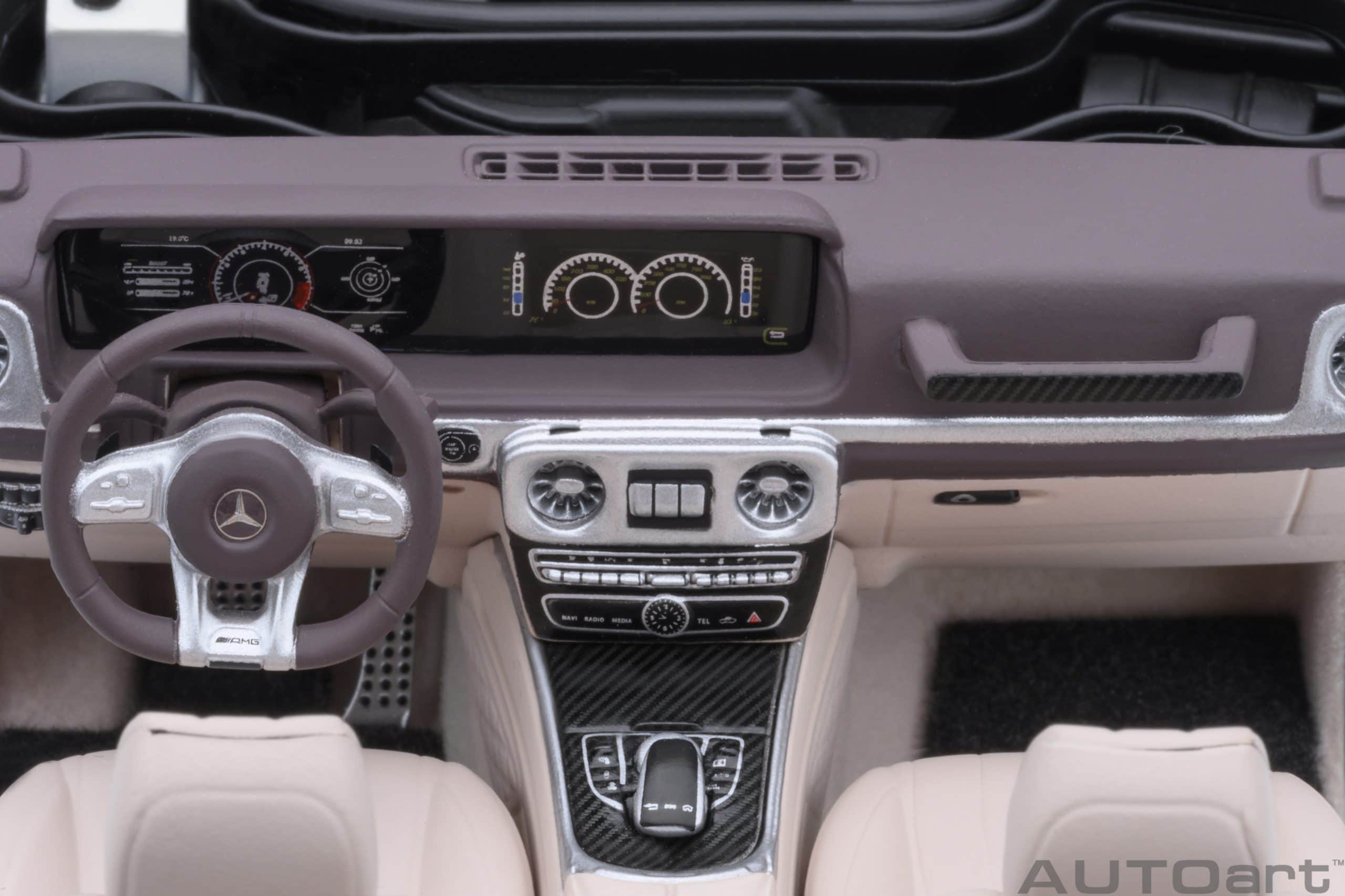 AUTOart Mercedes-AMG G63 2019 1:18 - Designo Brilliant White Metallic - Imagen 15