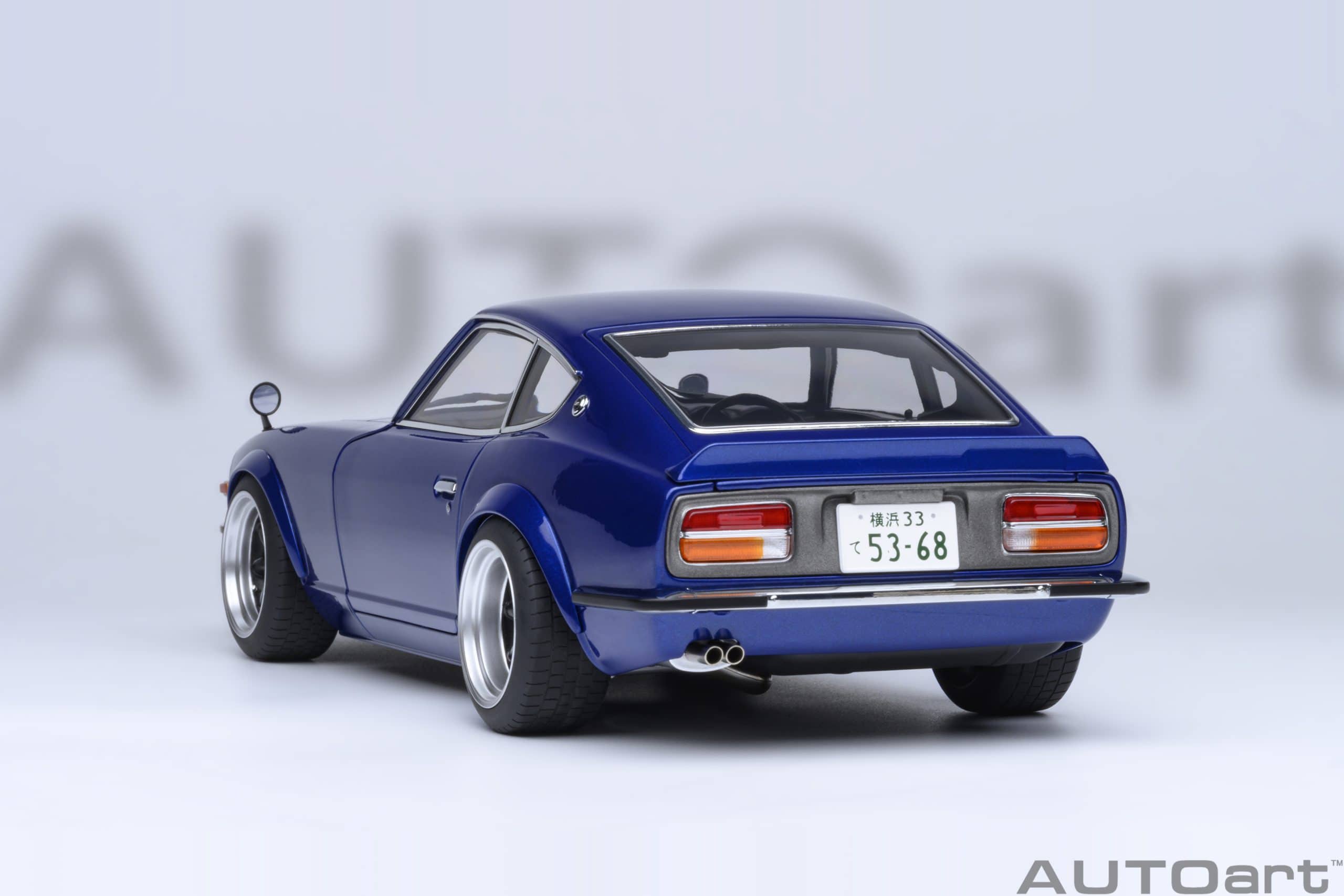 AUTOart 日産 フェアレディZ 湾岸ミッドナイト「悪魔のZ」 1:18