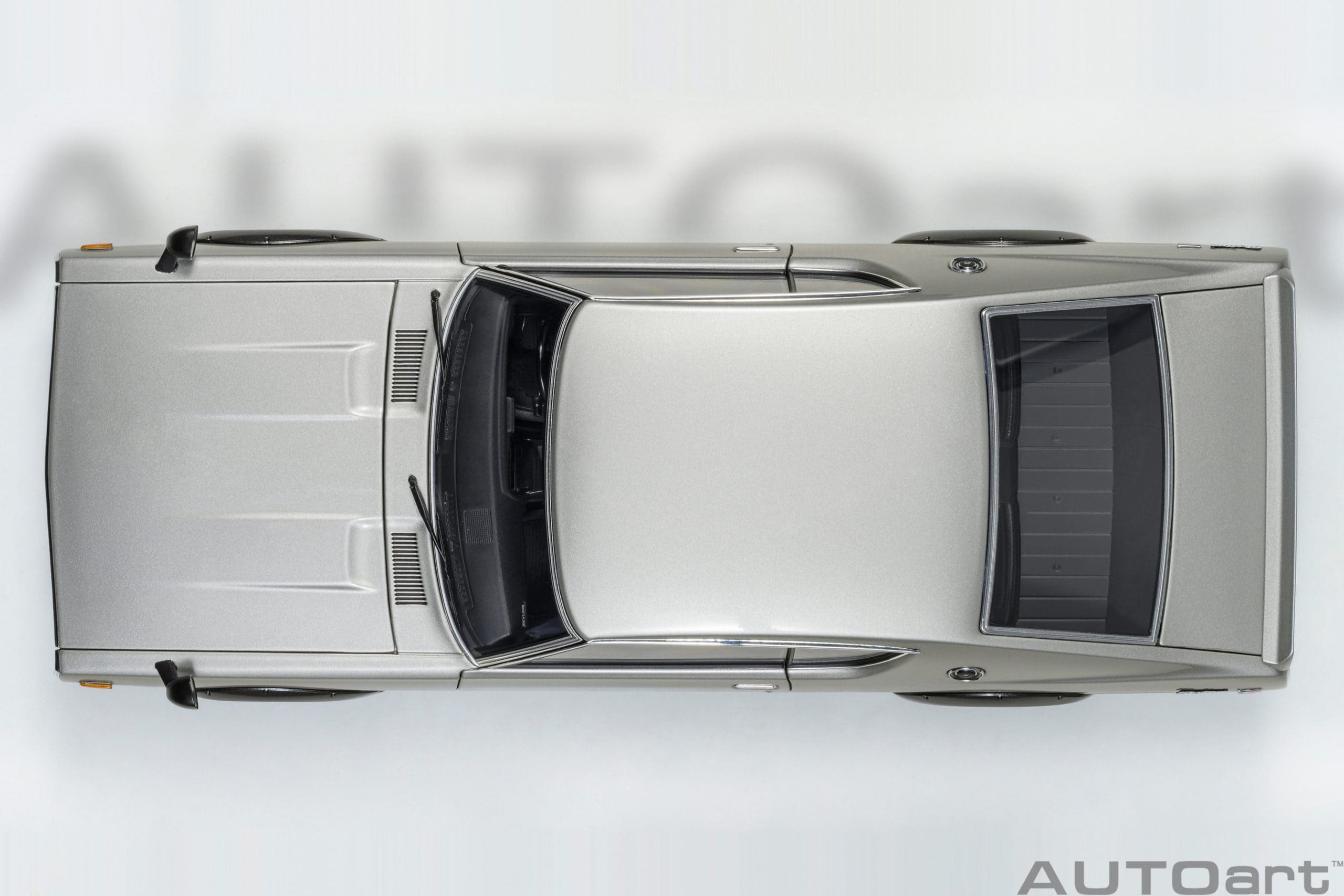AUTOart Nissan Skyline 2000 GT-R 1973 (KPGC110) Tuned Version 1:18 - Silver - Image 7
