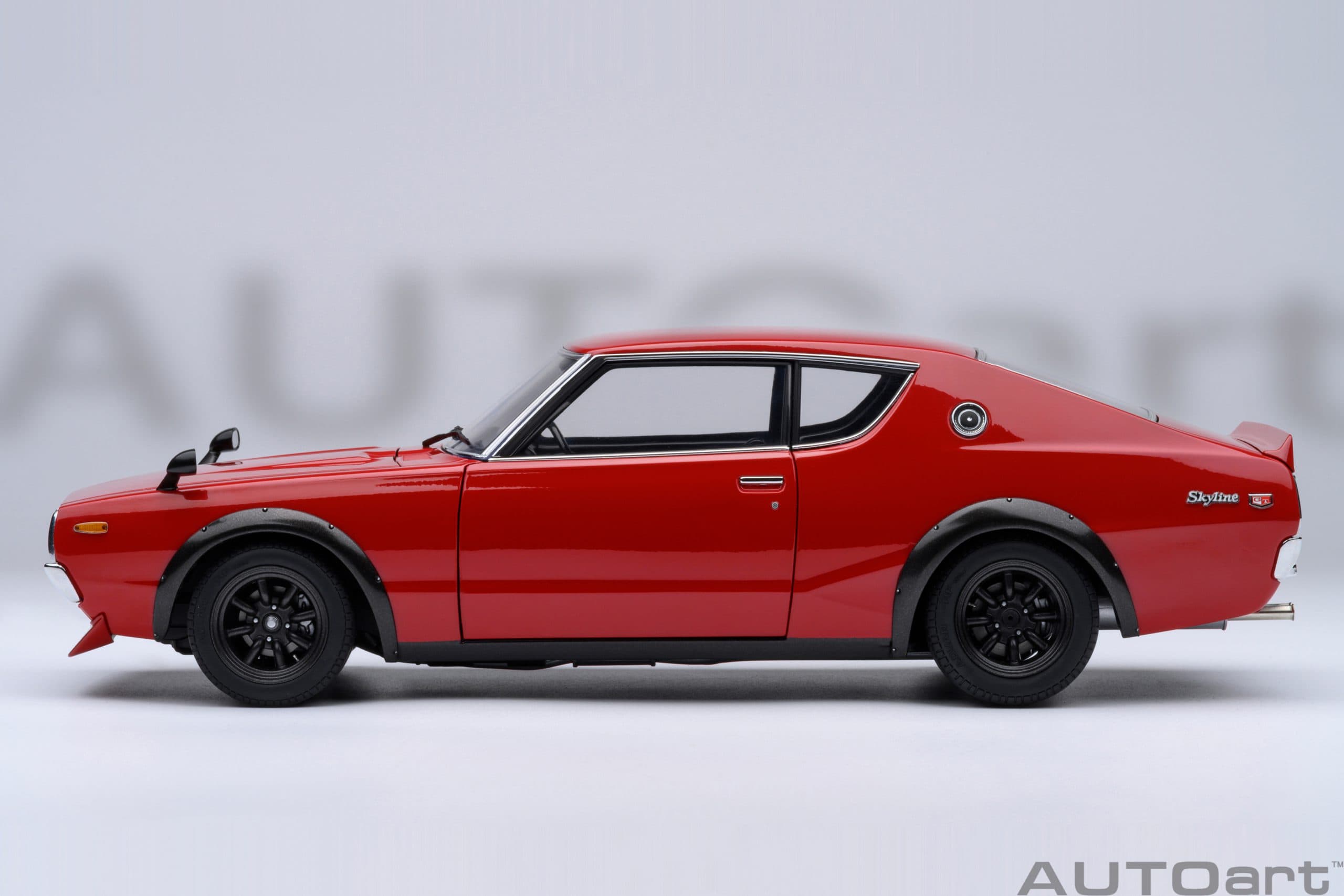 AUTOart Nissan Skyline 2000 GT-R 1973 (KPGC110) Tuned Version 1:18 - Red - Image 3