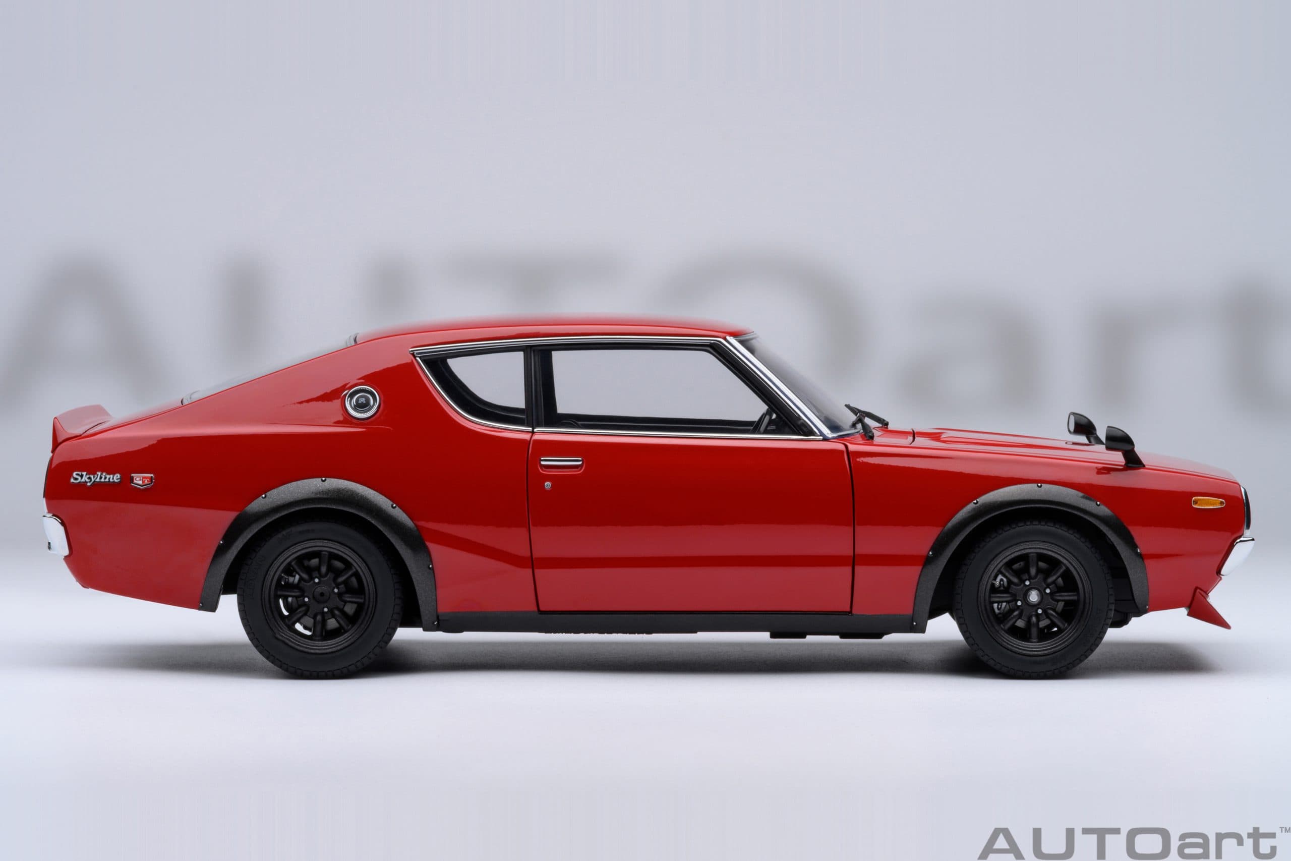 AUTOart Nissan Skyline 2000 GT-R 1973 (KPGC110) Tuned Version 1:18 - Red - Image 4