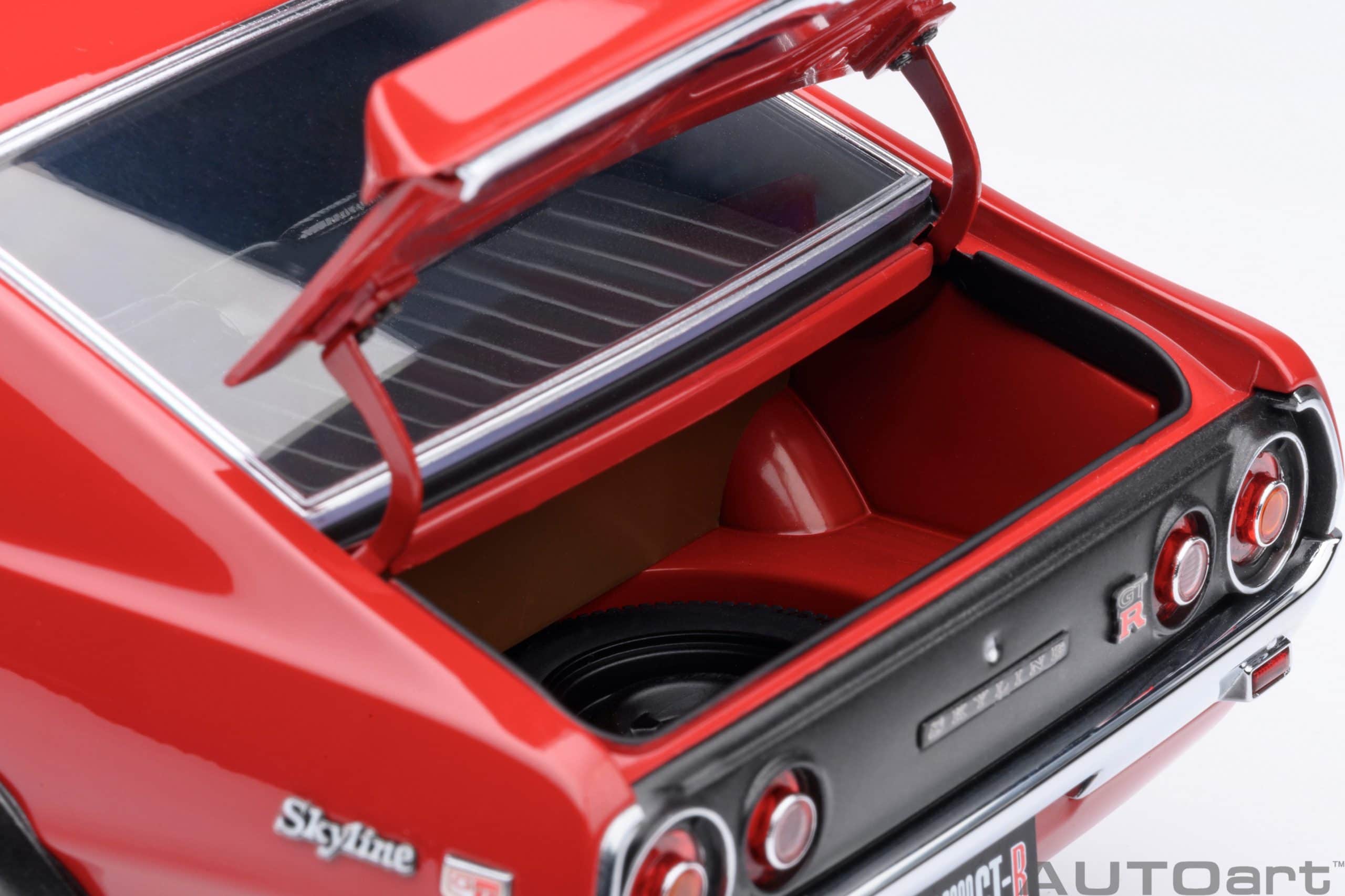 AUTOart Nissan Skyline 2000 GT-R 1973 (KPGC110) Tuned Version 1:18 - Red - Image 13