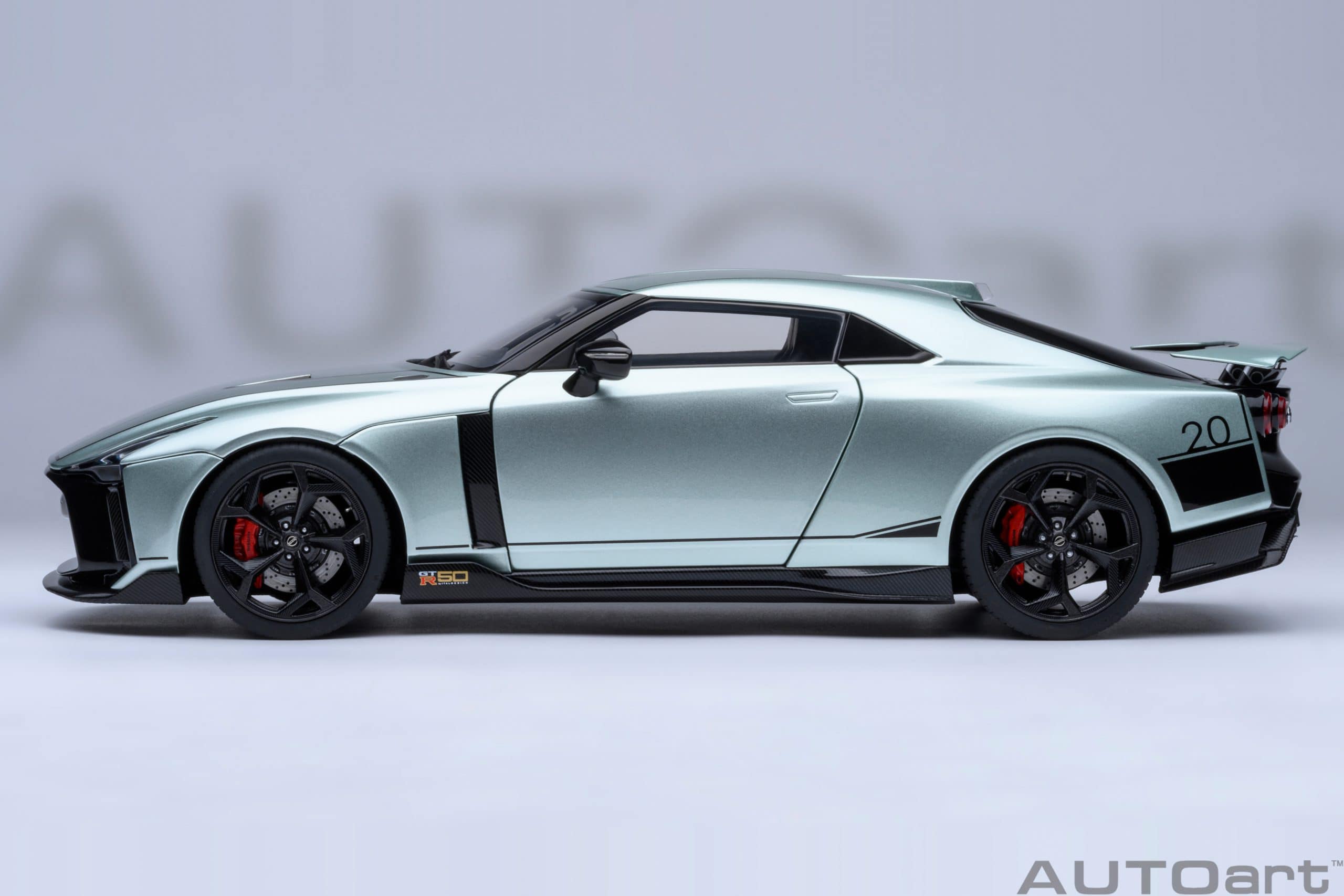 AUTOart Nissan GT-R50 by Italdesign 2020 1:18 - Metallic Green/Black - Image 3