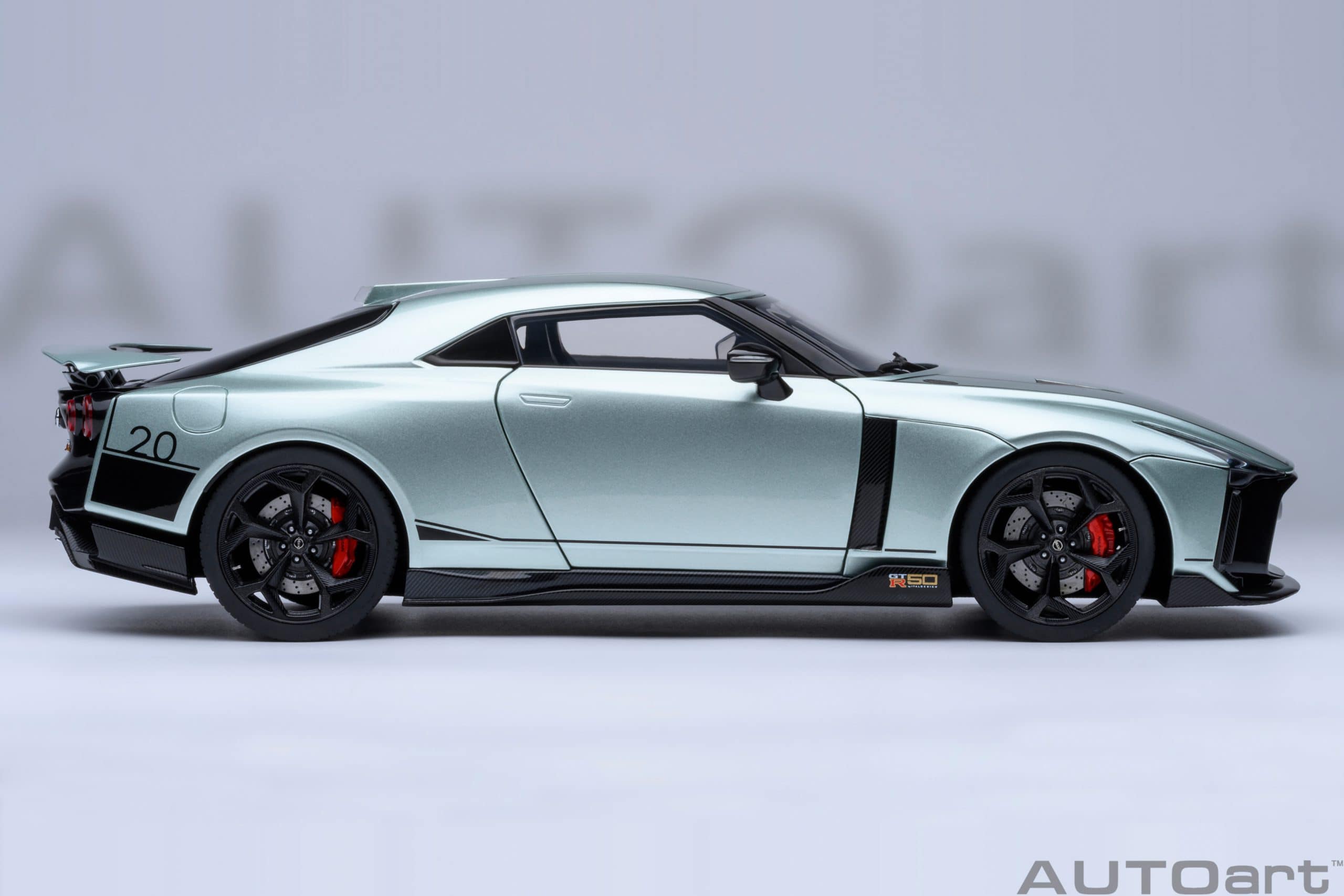 AUTOart Nissan GT-R50 by Italdesign 2020 1:18 - Metallic Green/Black - Image 4