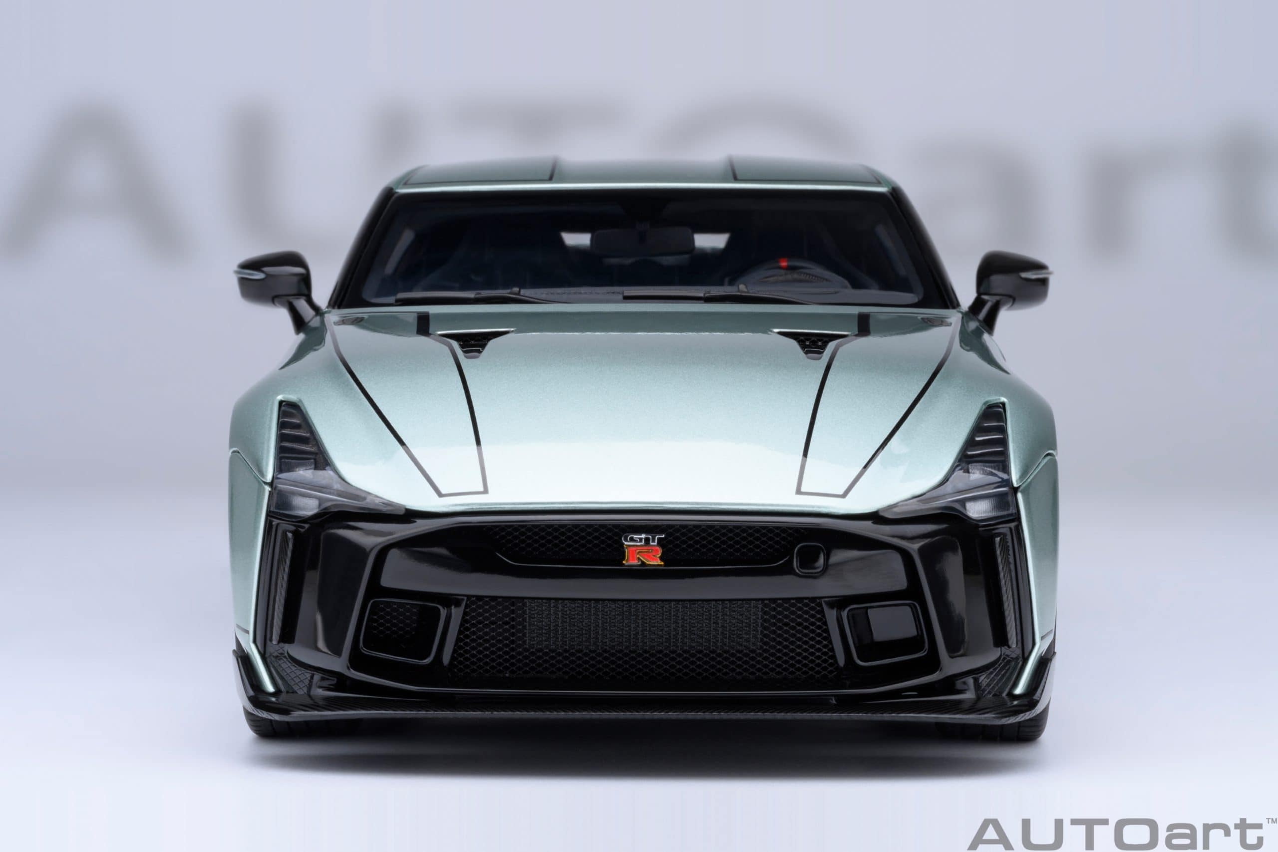 AUTOart Nissan GT-R50 by Italdesign 2020 1:18 - Metallic Green/Black - Image 5