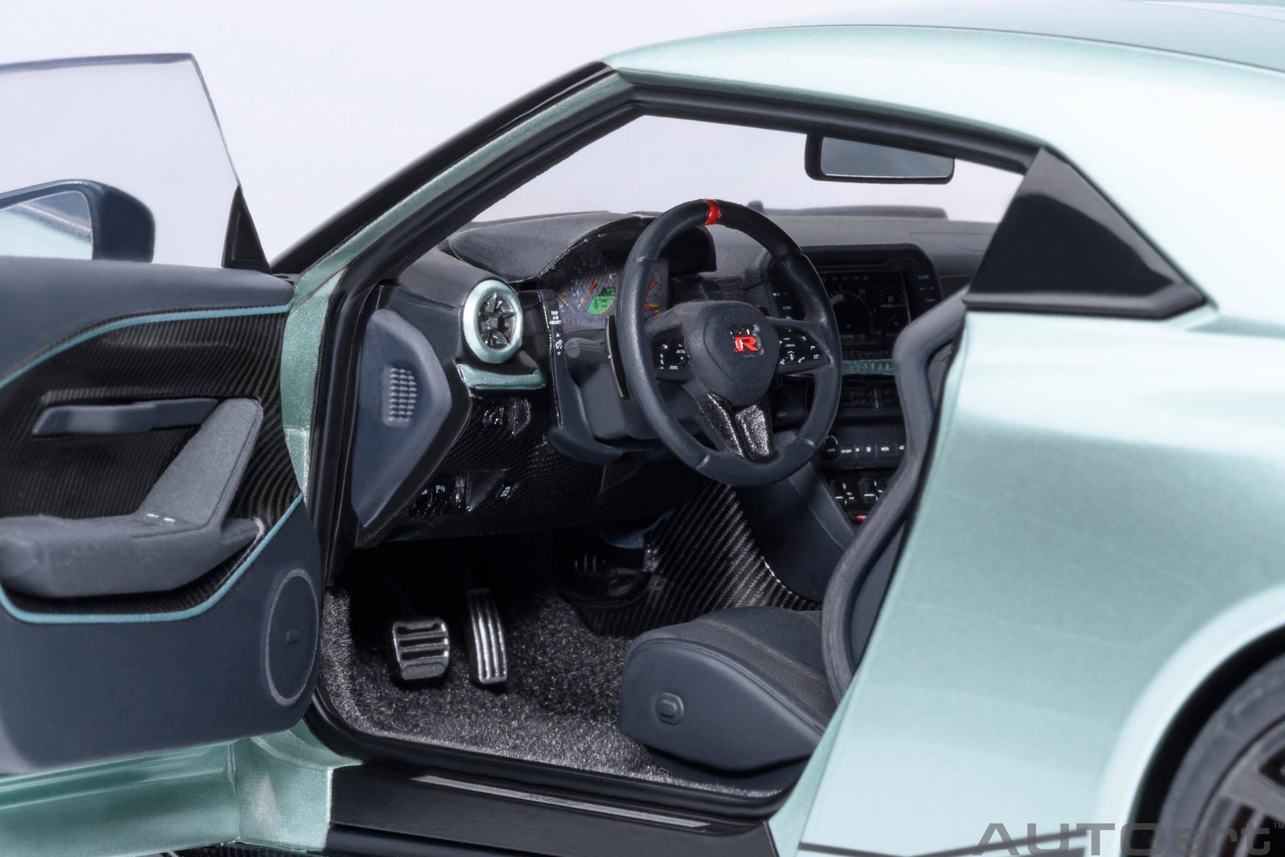 AUTOart Nissan GT-R50 by Italdesign 2020 1:18 - Metallic Green/Black - Image 9