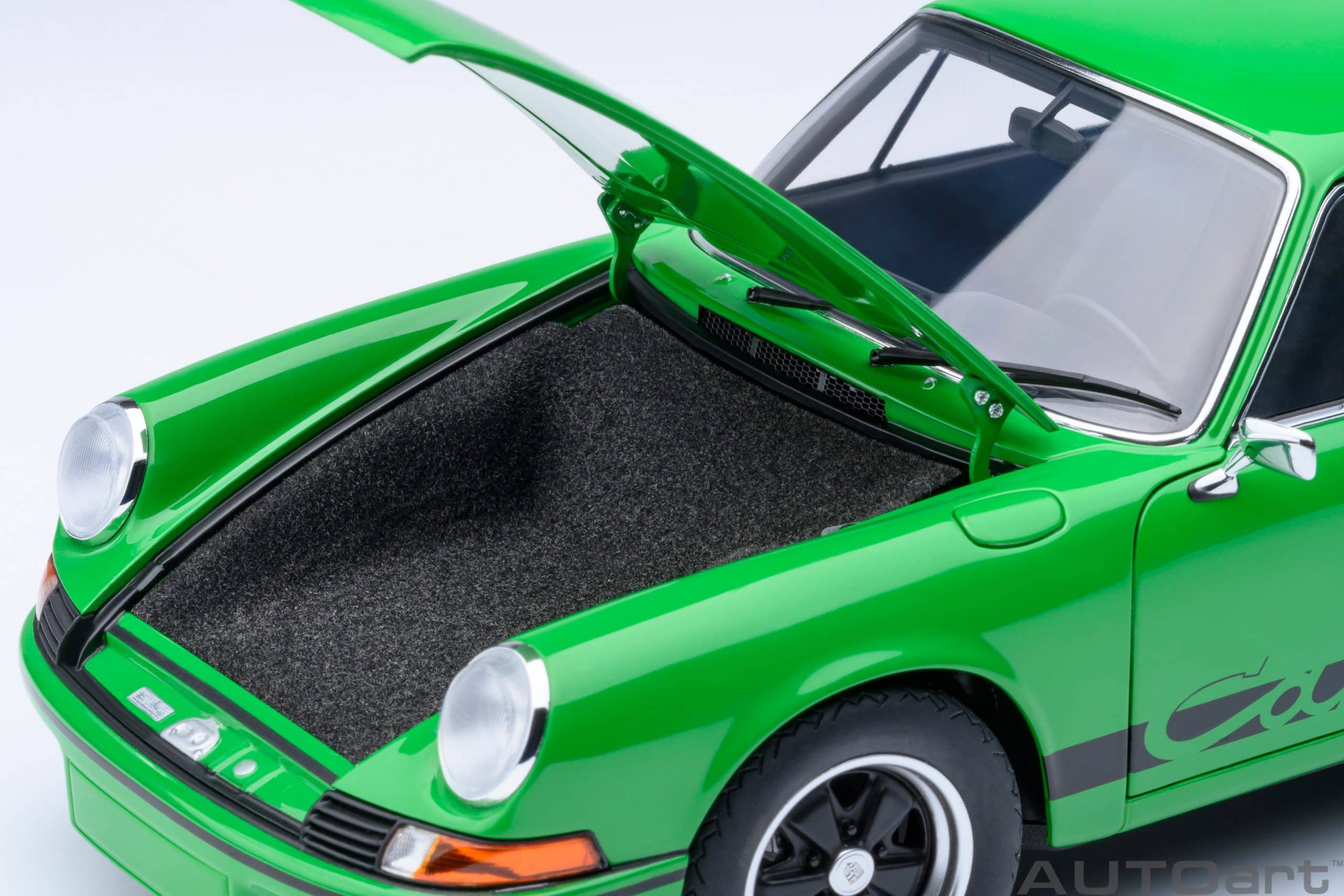 AUTOart Porsche 911 Carrera 2.7 RS 1:18 - Viper Green / Black Stripes - Image 11