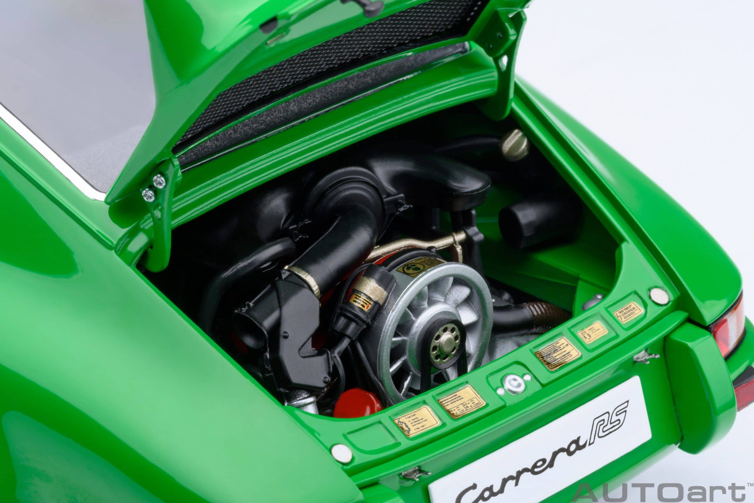 AUTOart Porsche 911 Carrera 2.7 RS 1:18 - Viper Green / Black Stripes - Image 14