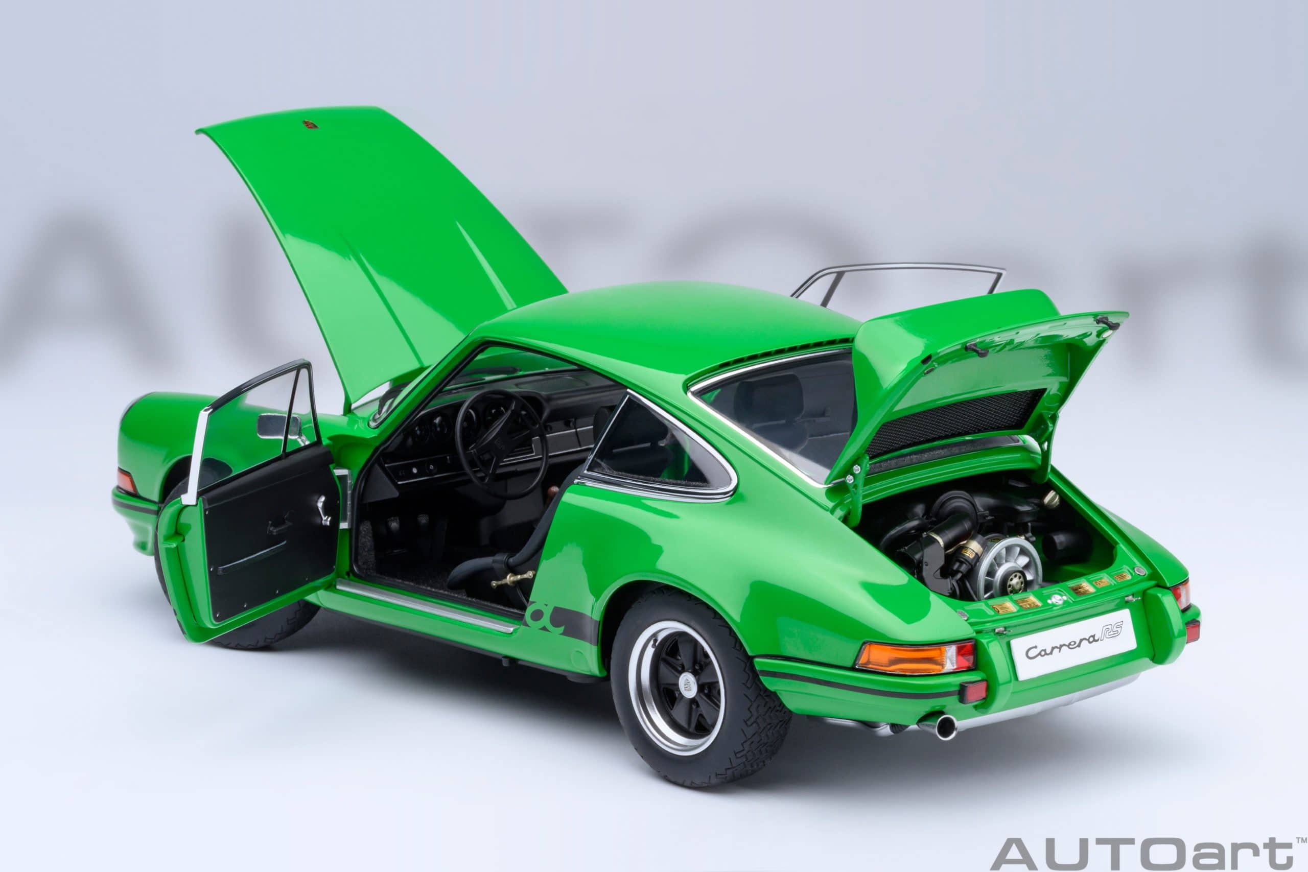 AUTOart Porsche 911 Carrera 2.7 RS 1:18 - Viper Green / Black Stripes - Image 17