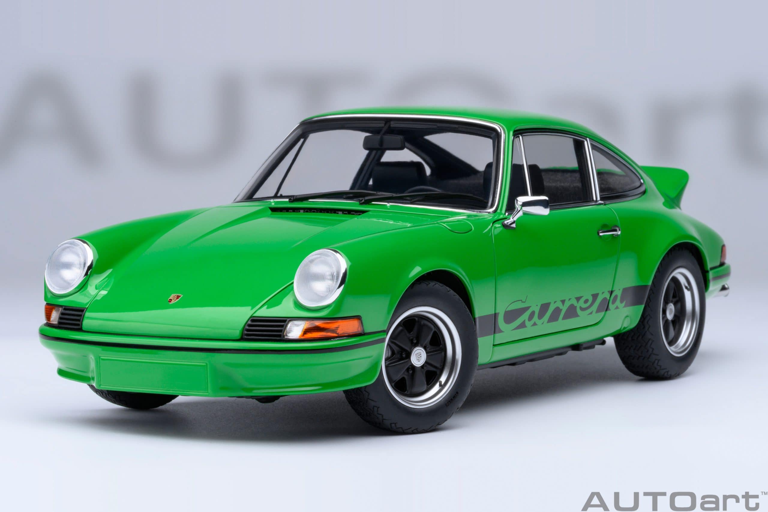 AUTOart Porsche 911 Carrera 2.7 RS 1:18 - Viper Green / Black Stripes - Image 18