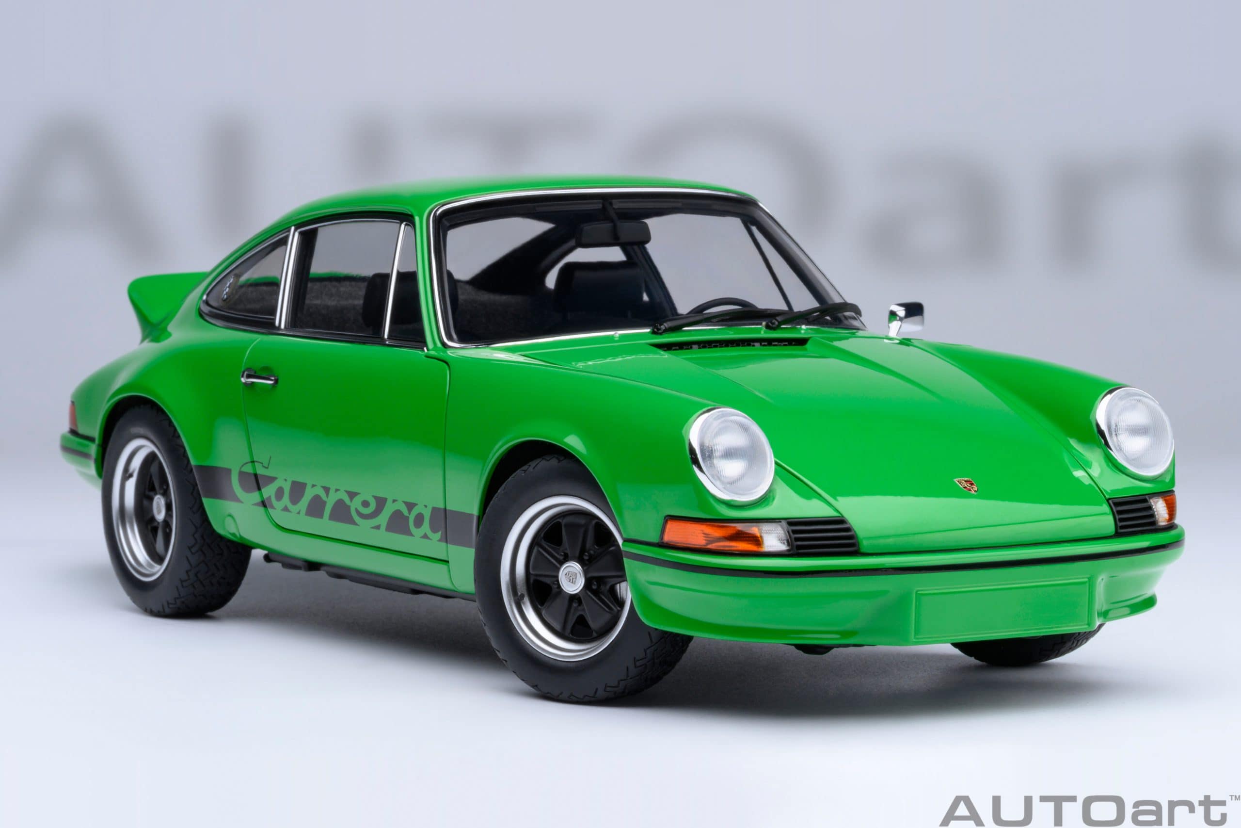 AUTOart Porsche 911 Carrera 2.7 RS 1:18 - Viper Green / Black Stripes - Image 19