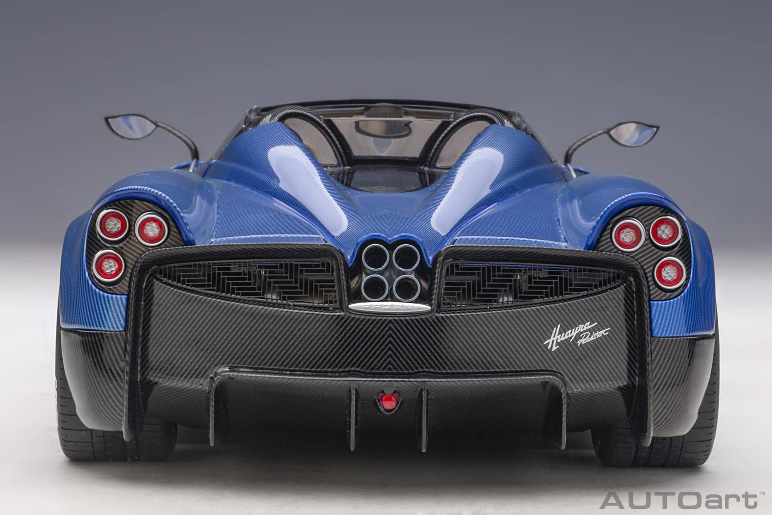 AUTOart Pagani Huayra Roadster 2017 1:18 - Blue Tricolore Carbon Fiber – Bild 8