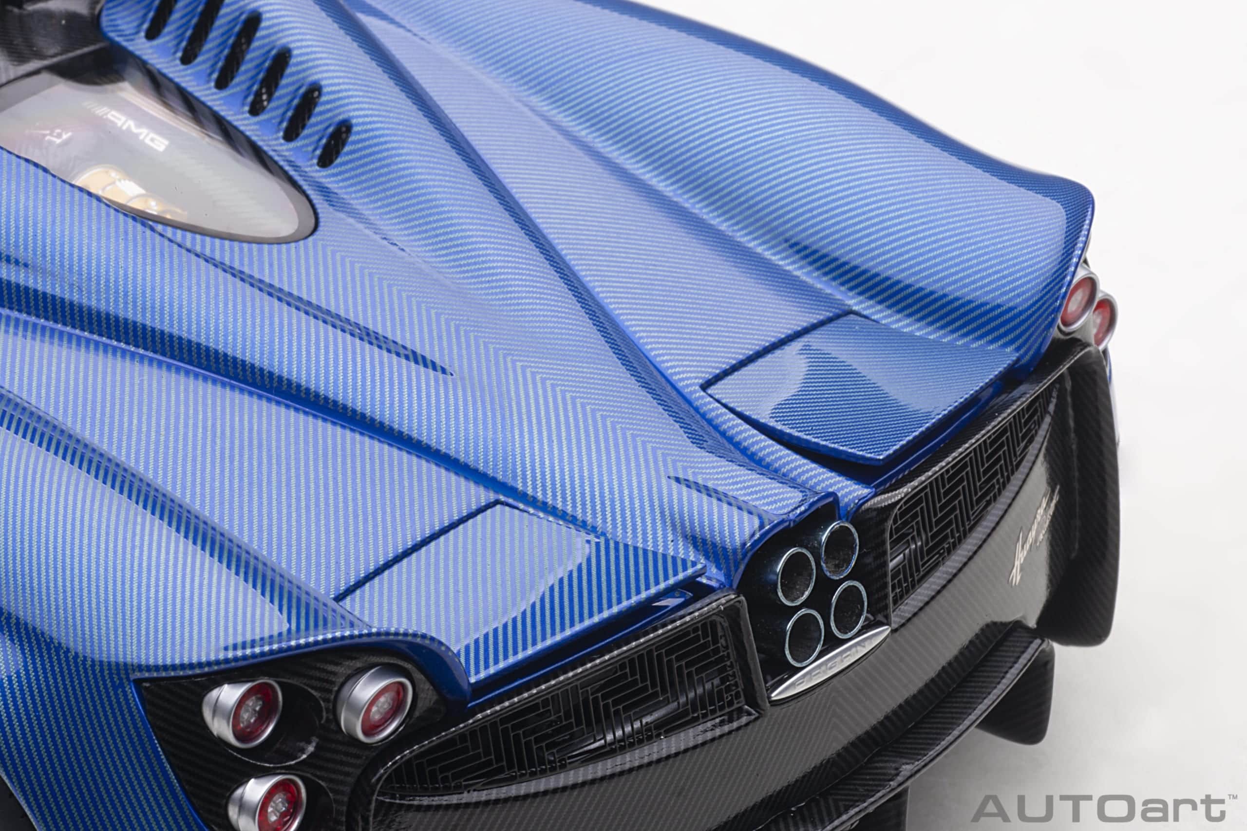 AUTOart Pagani Huayra Roadster 2017 1:18 - Blue Tricolore Carbon Fiber – Bild 18