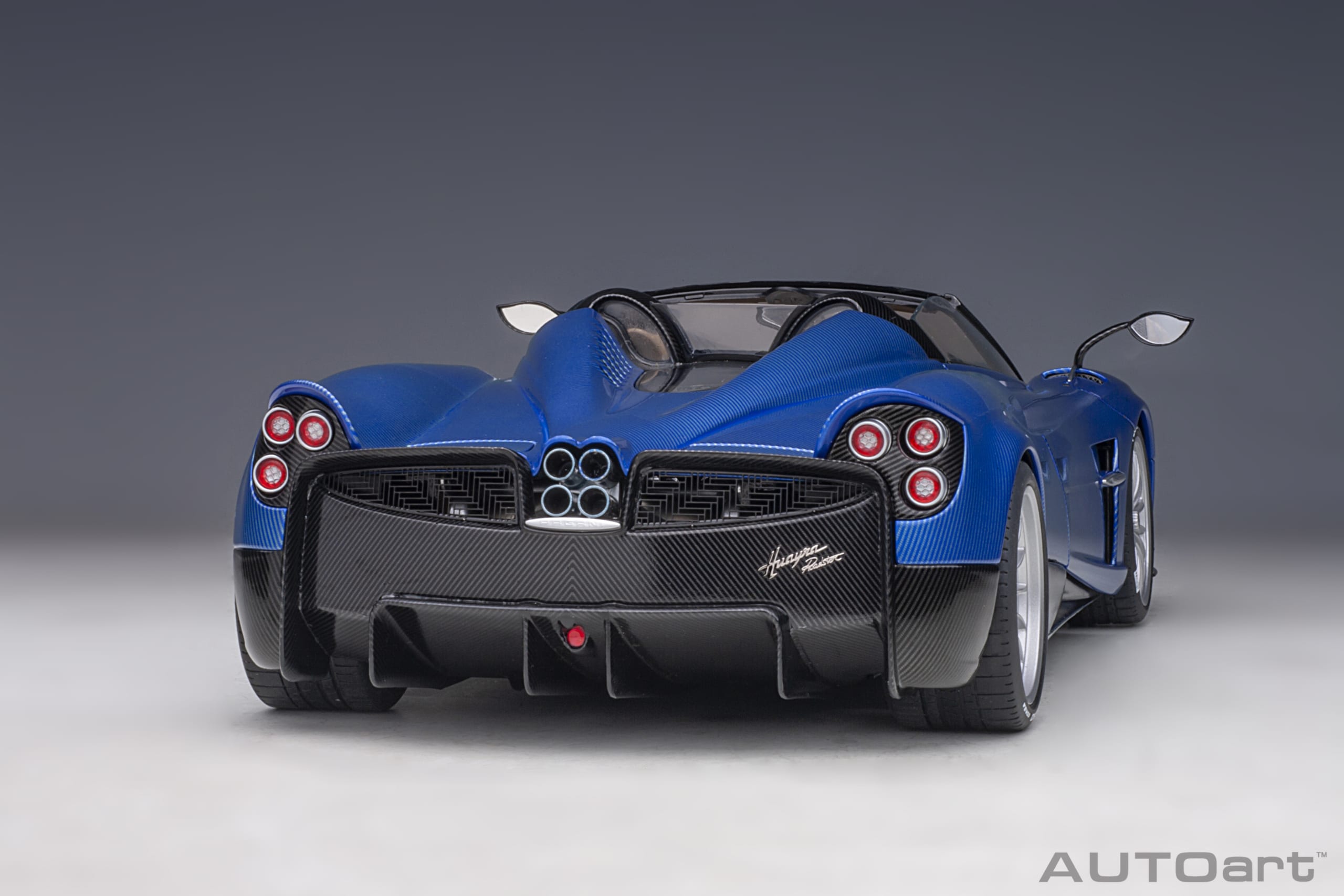AUTOart Pagani Huayra Roadster 2017 1:18 - Blue Tricolore Carbon Fiber – Bild 27
