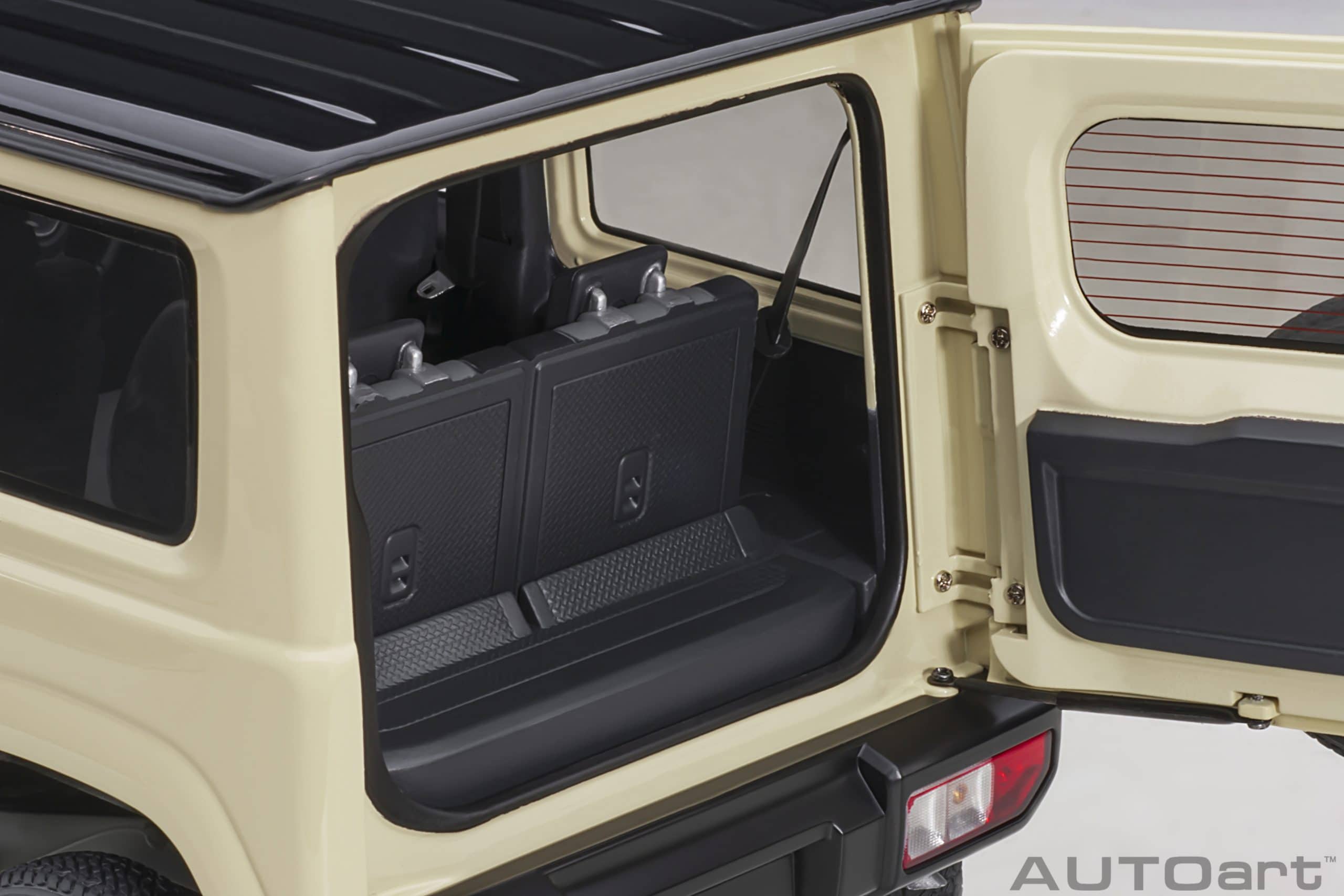 AUTOart Suzuki Jimny (JB64) (660cc/RHD) 1:18 - Chiffon Ivory Metallic / Black - Immagine 12