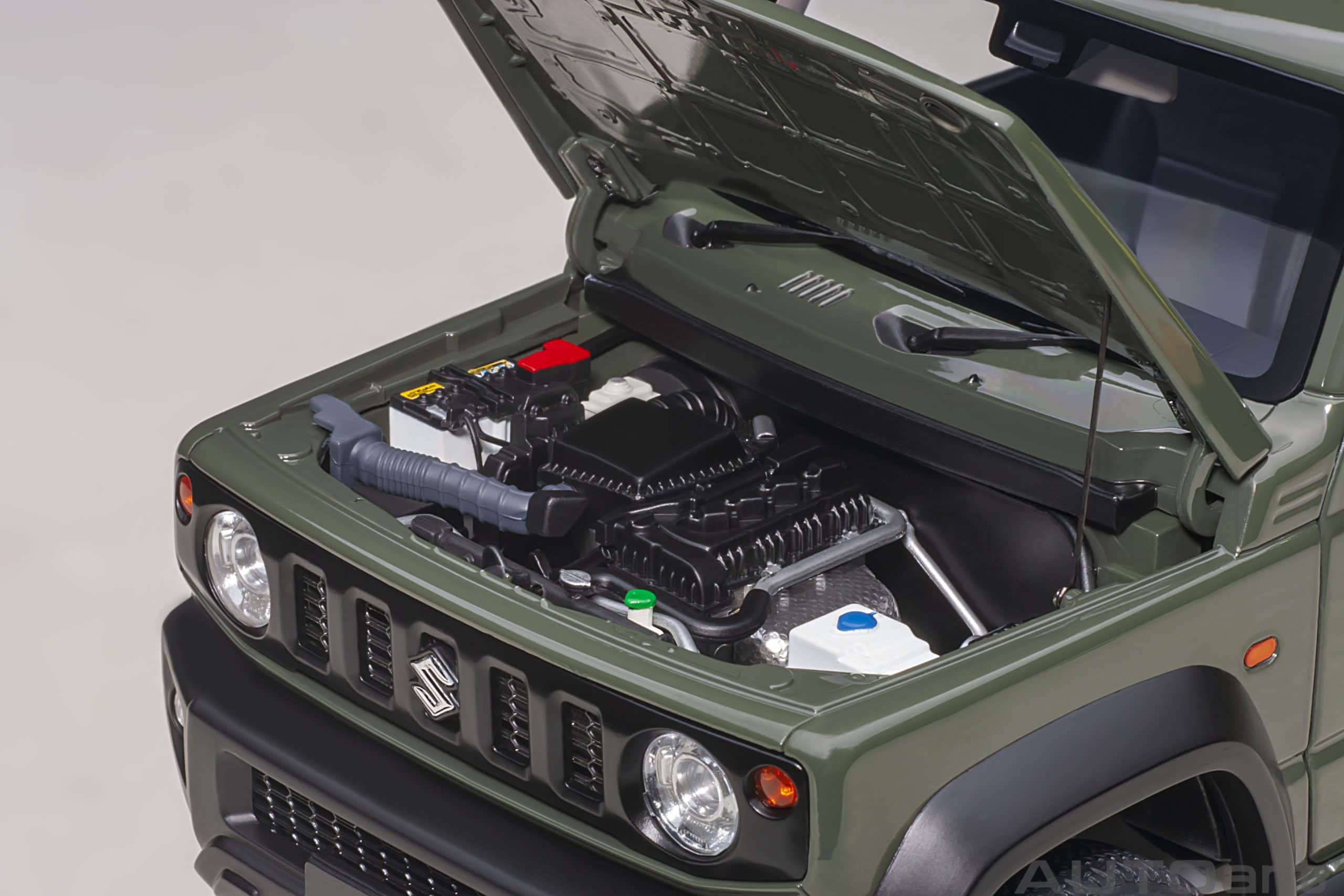 AUTOart Suzuki Jimny Sierra (JB74) RHD 1:18 - Jungle Green - Image 11
